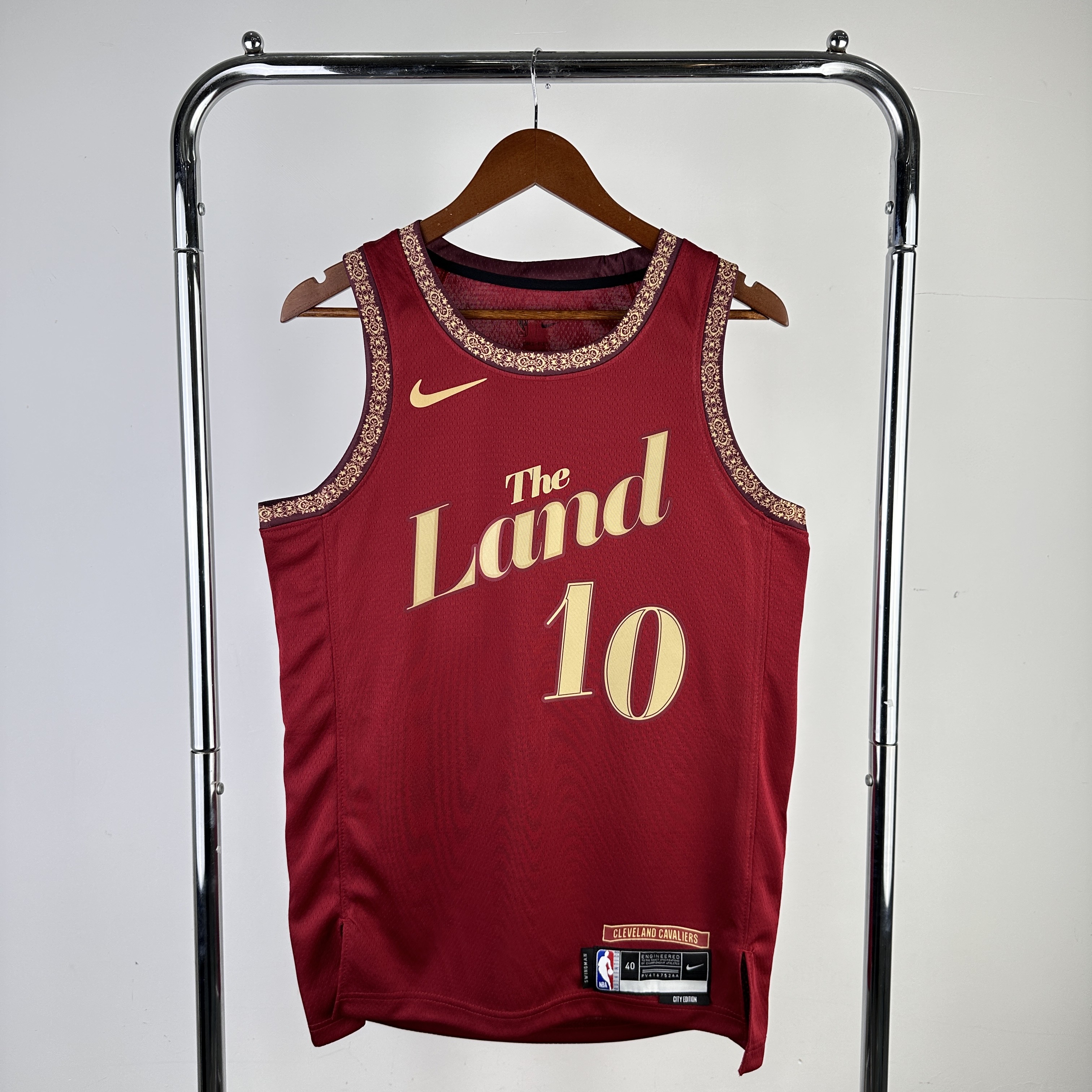 24 Seanson Cleveland Cavaliers City Edition  #10