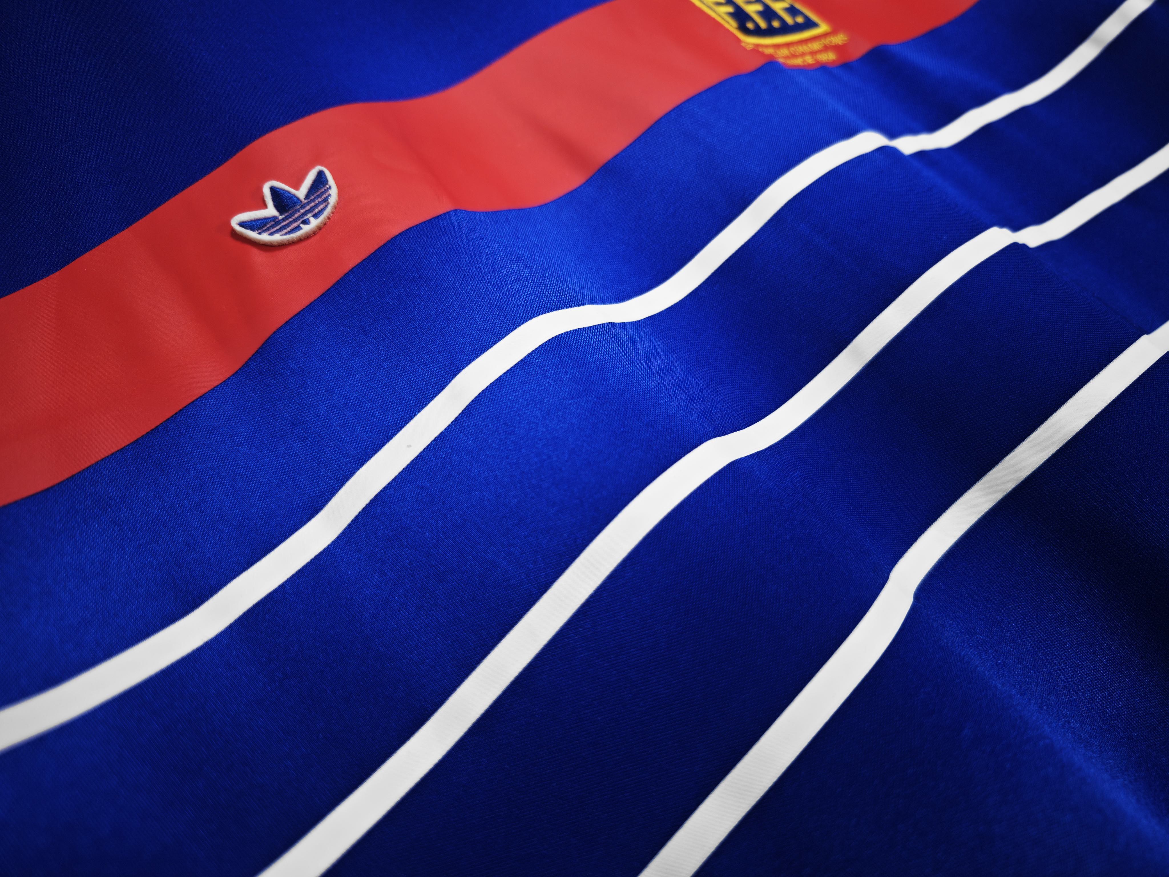 Retro  France 1984 Home Blue