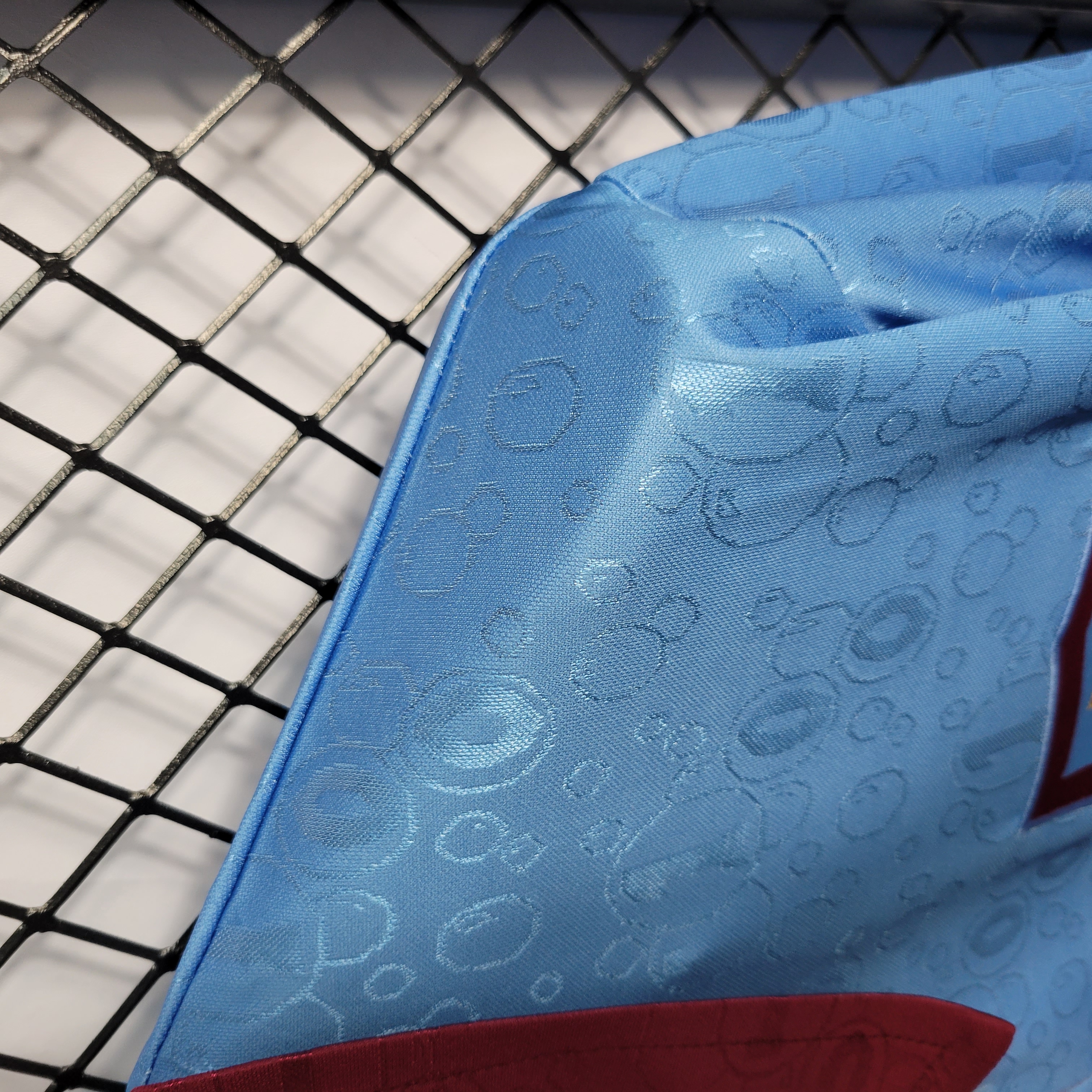 Retro  1995-97 West Ham Long Sleeves Away