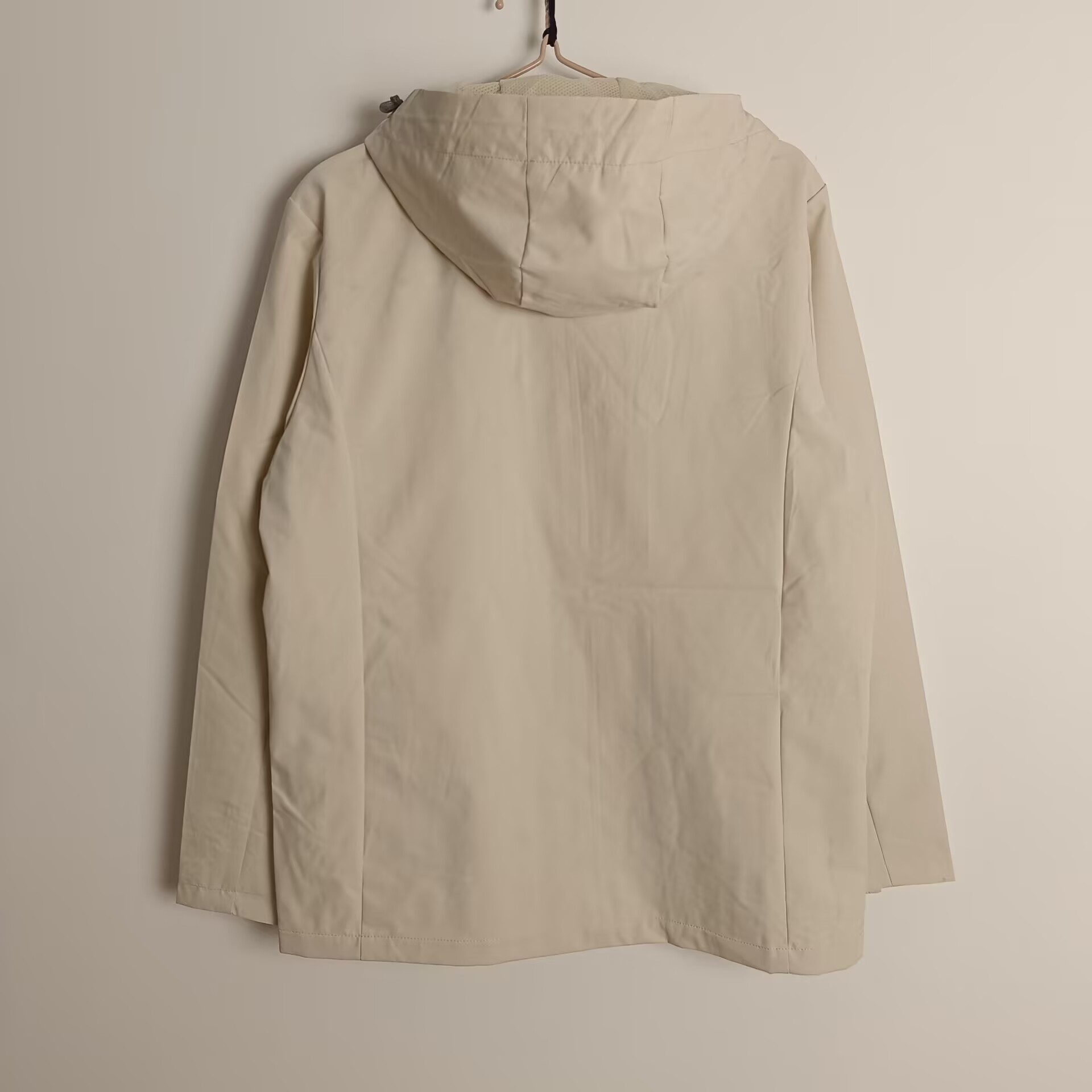 Santos Off-white windbreaker