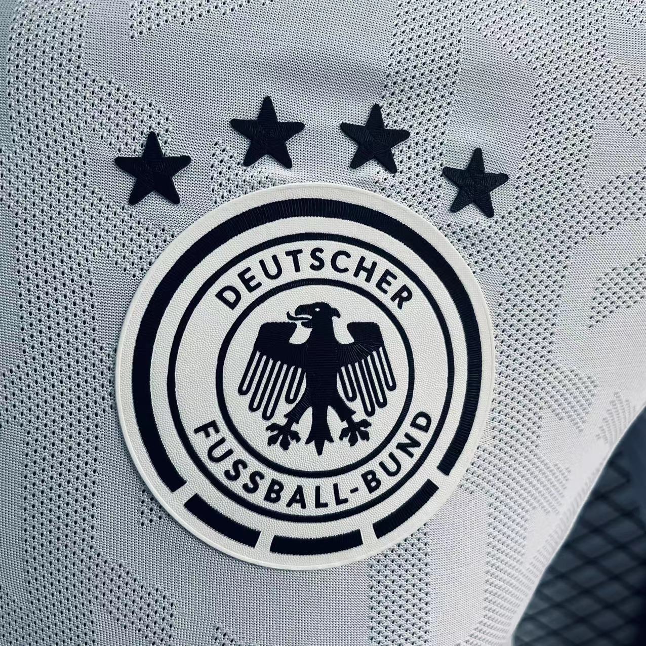 Player Version  Germany 24/25 Home White