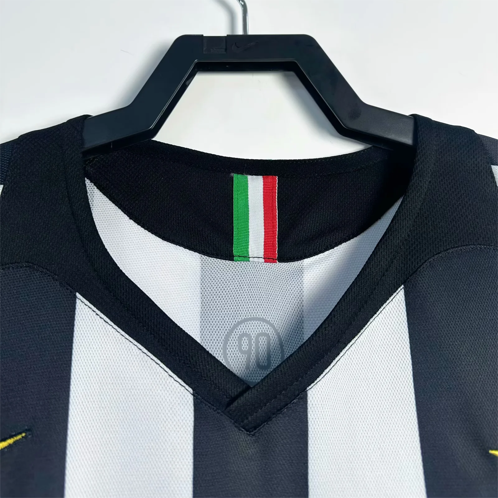Retro  Juventus 2005/06 Home