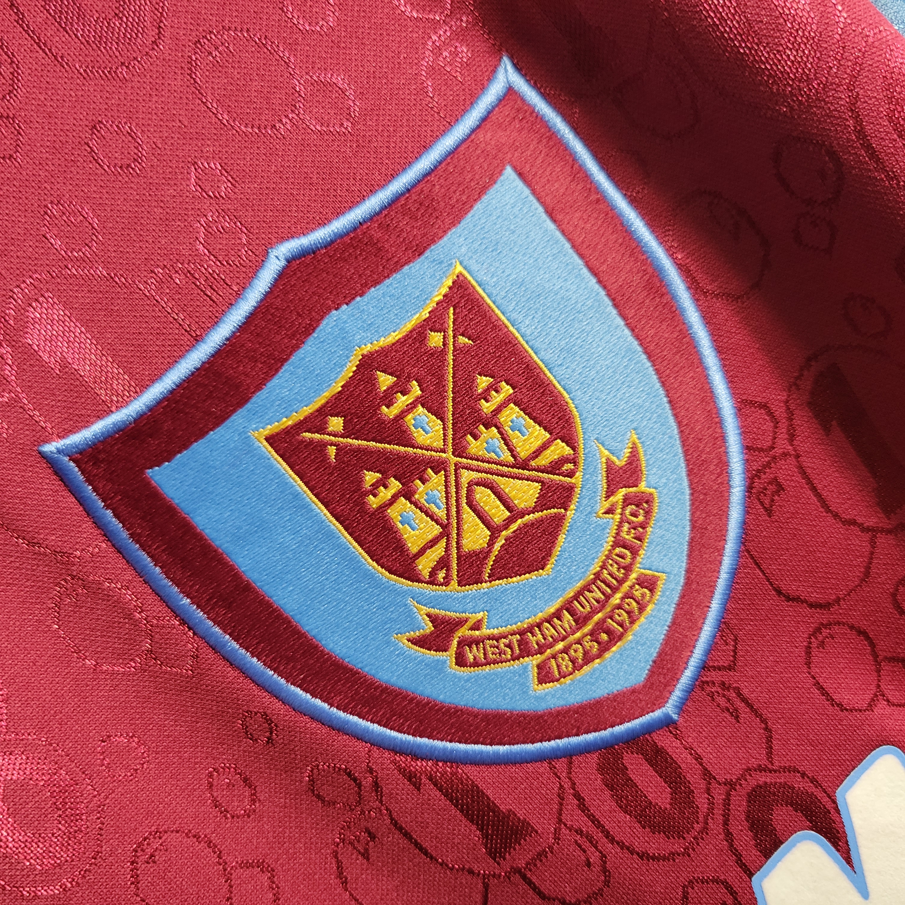 Retro 1995-97 West Ham Long Sleeves Home Red