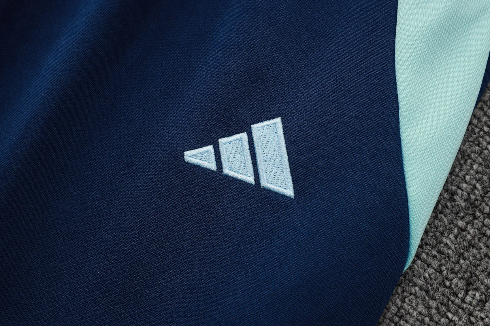 Adult/ Kids 2425 Arsenal half zipper Training Suit B989