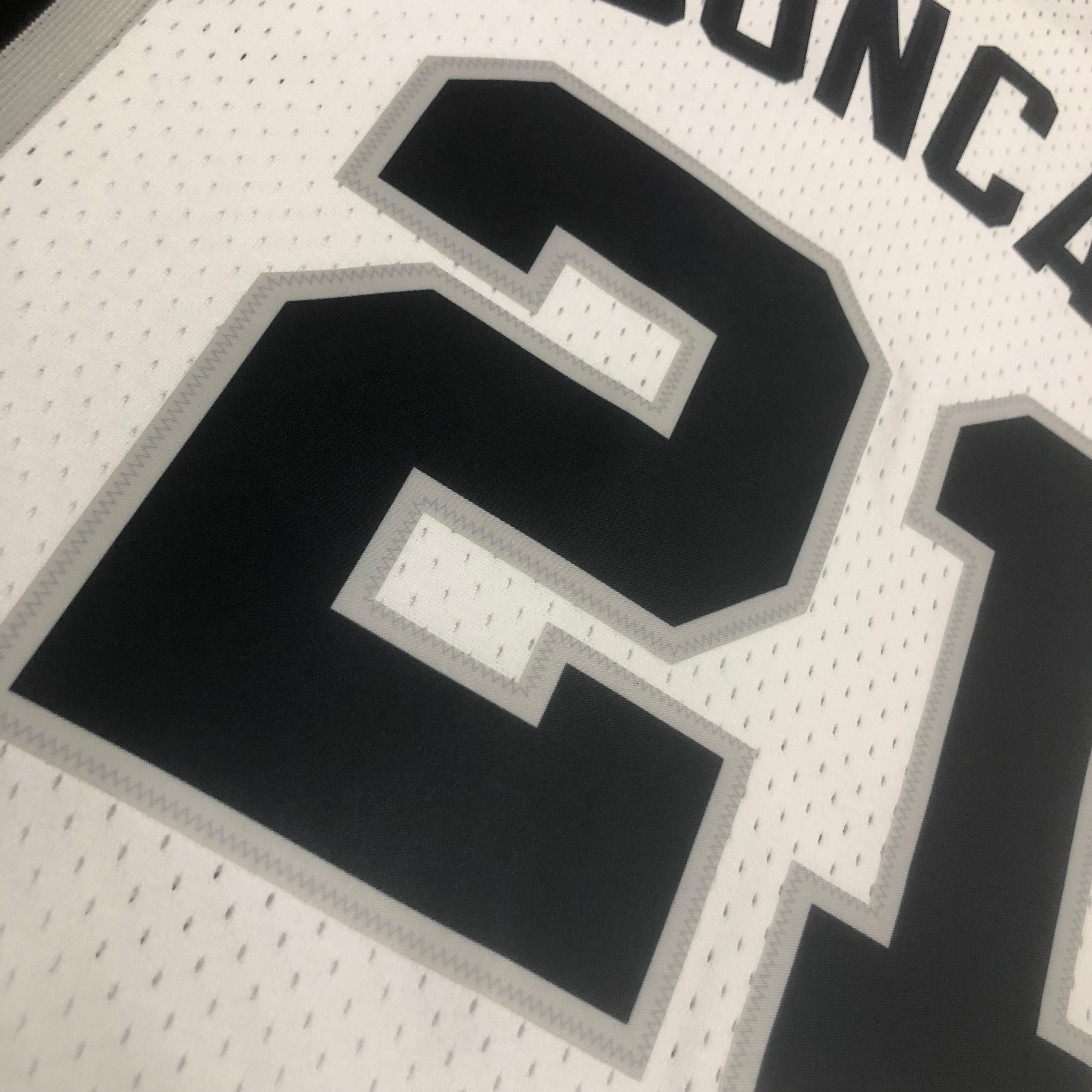 MN Heat Press Retro: San Antonio Spurs 98/99  Season #21