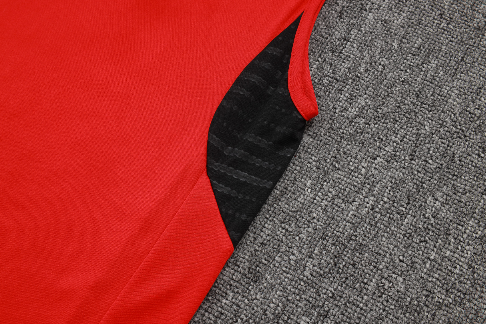 Arsenαl   Sleeveless training suit D2578