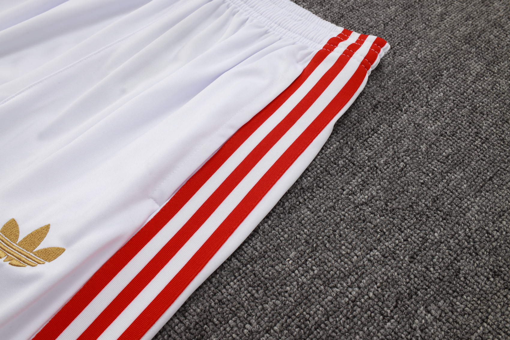 Adult/ Kids Bayern Munich 125th Years Training Suit B2520