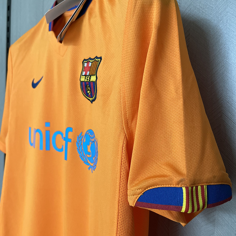 Retro Barcelona 06/07 Away S-XXL