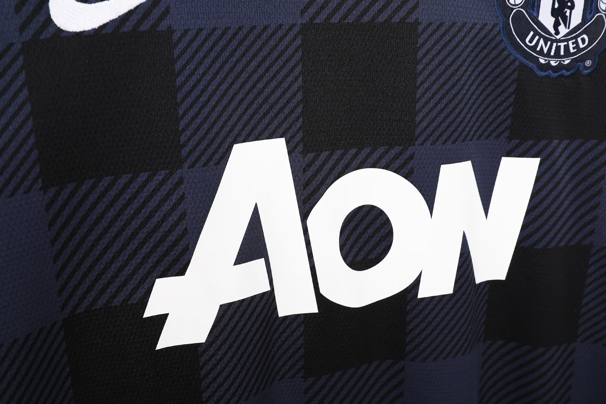 Retro Manchester United 2013/14 Away