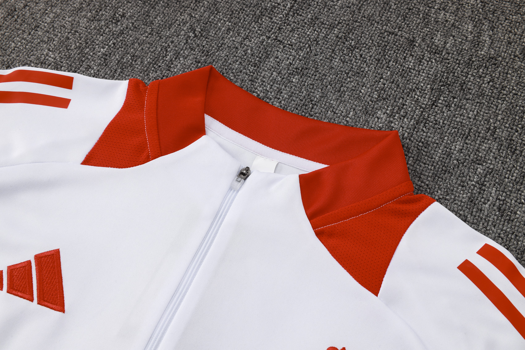 SC Internacional half zipper training suit B999