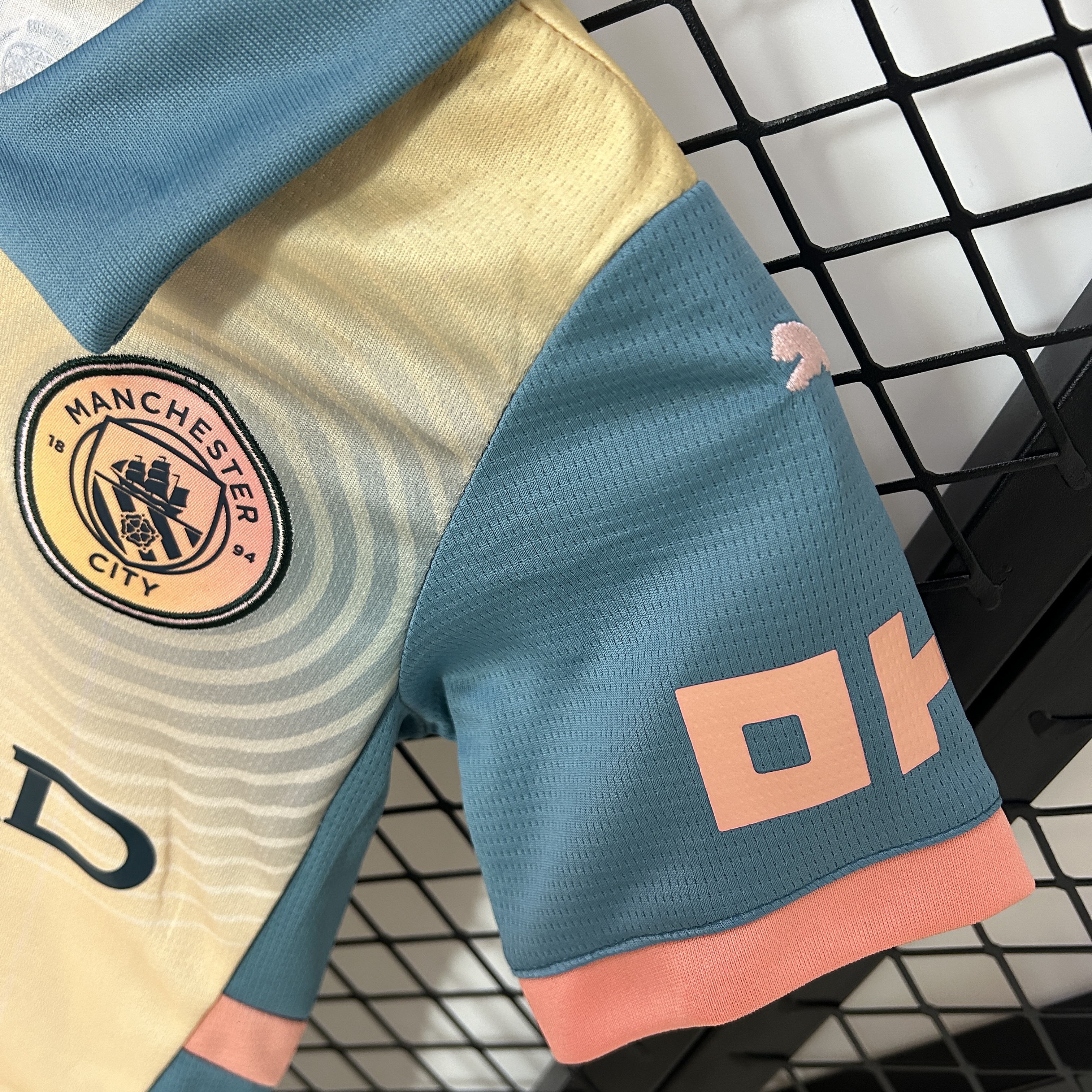 Kids' Manchester City Full 'Definitely City' Kit 24/25