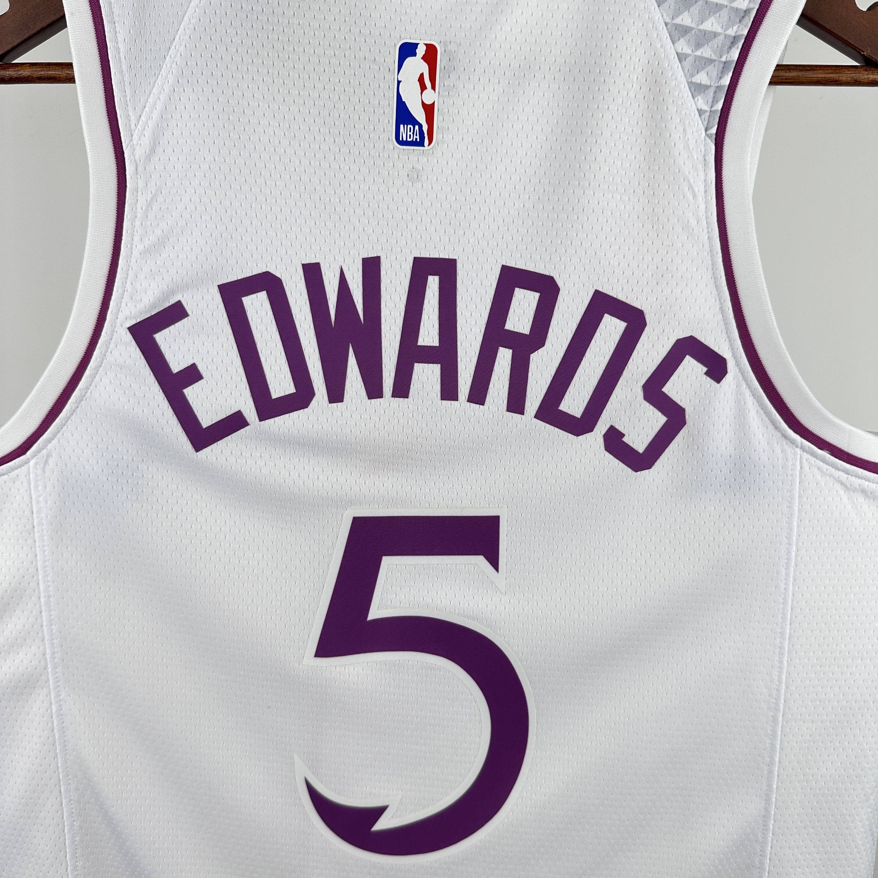 18-19 SEASON MINNESOTA TIMBERWOLVES  NO.5 EDWARDS