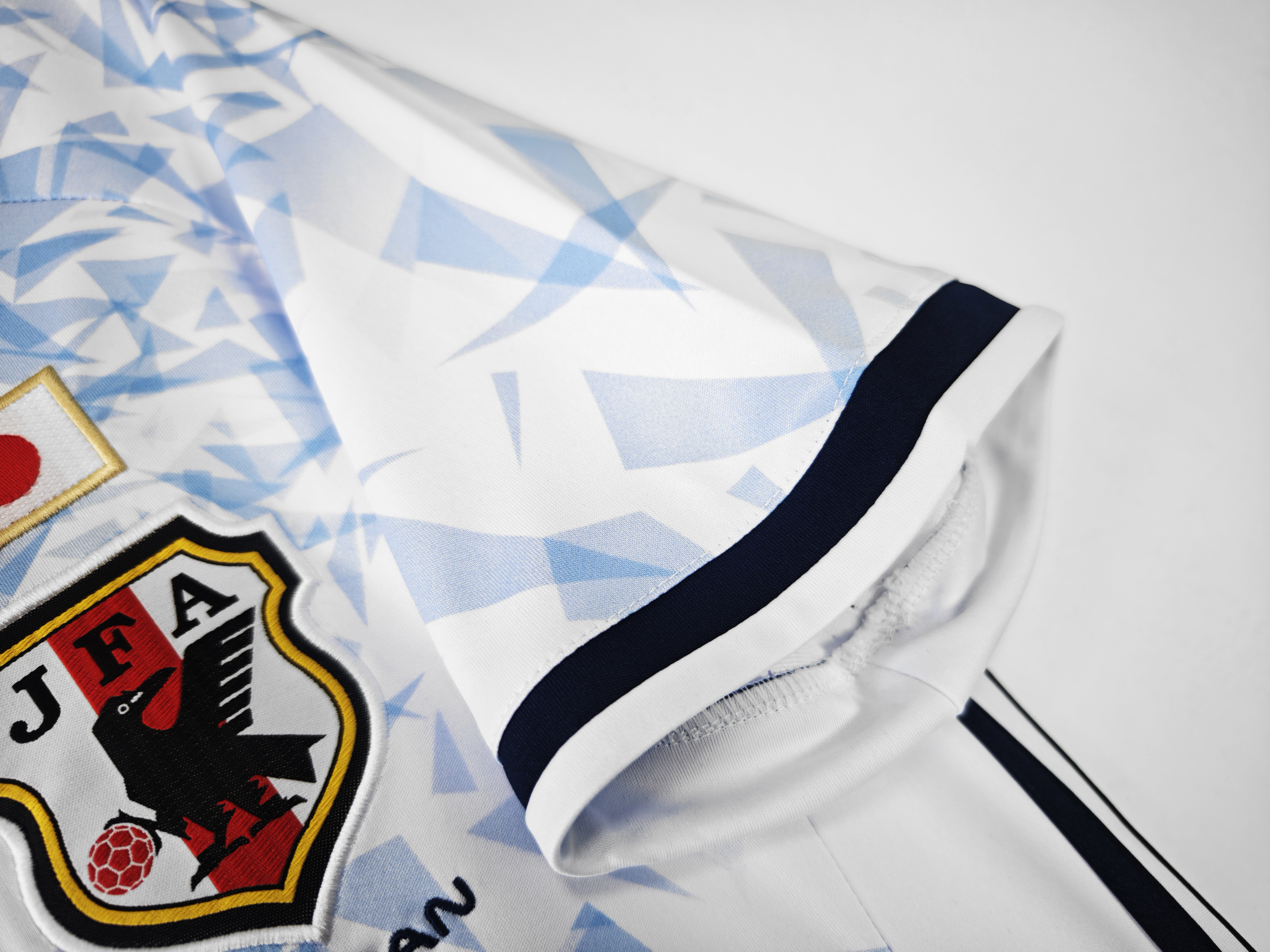 Retro 16/17 Japan Away Size S-XXL