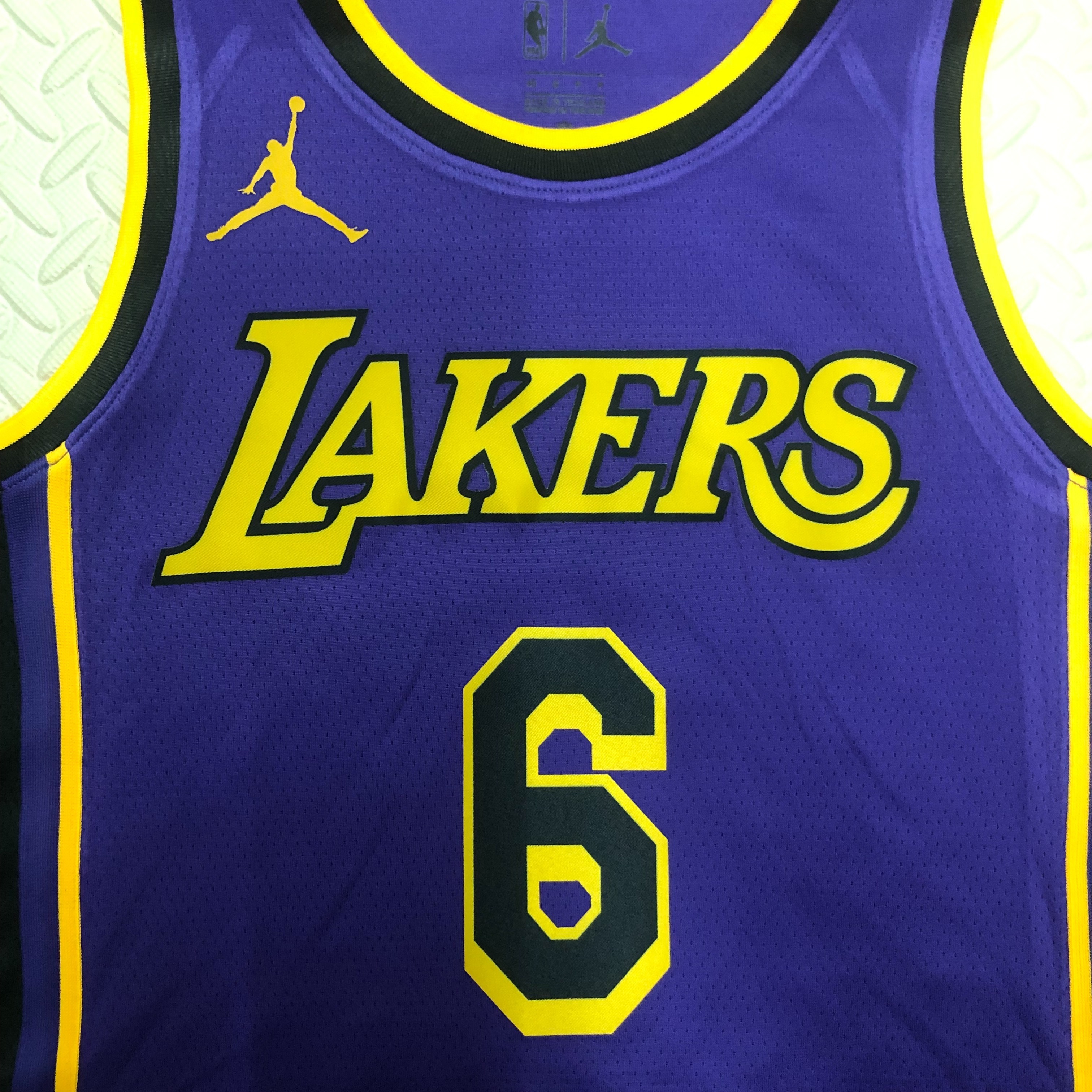 23 Season Lakers  No. 5 James