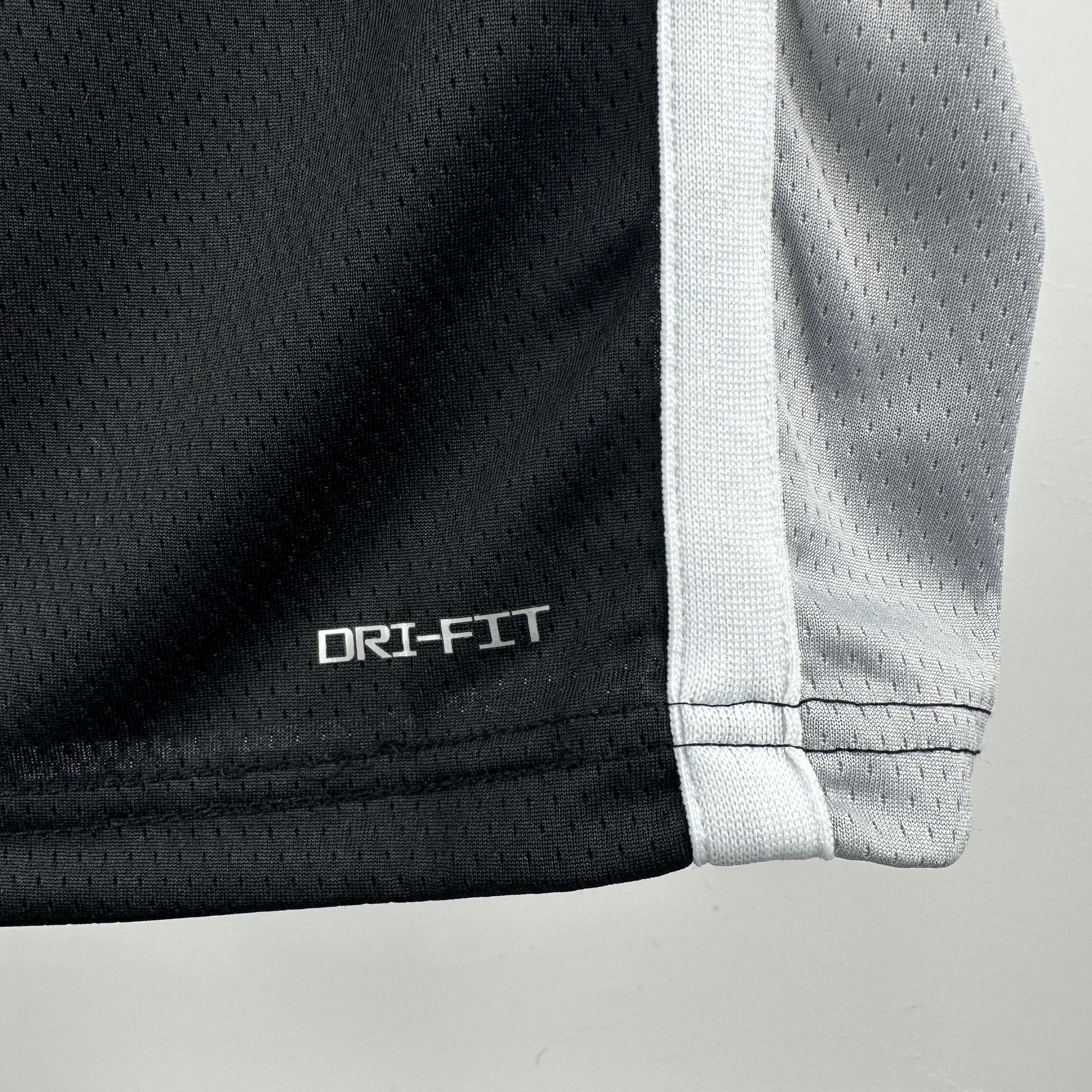 SAN ANTONIO SPURS Black  #4 FOX