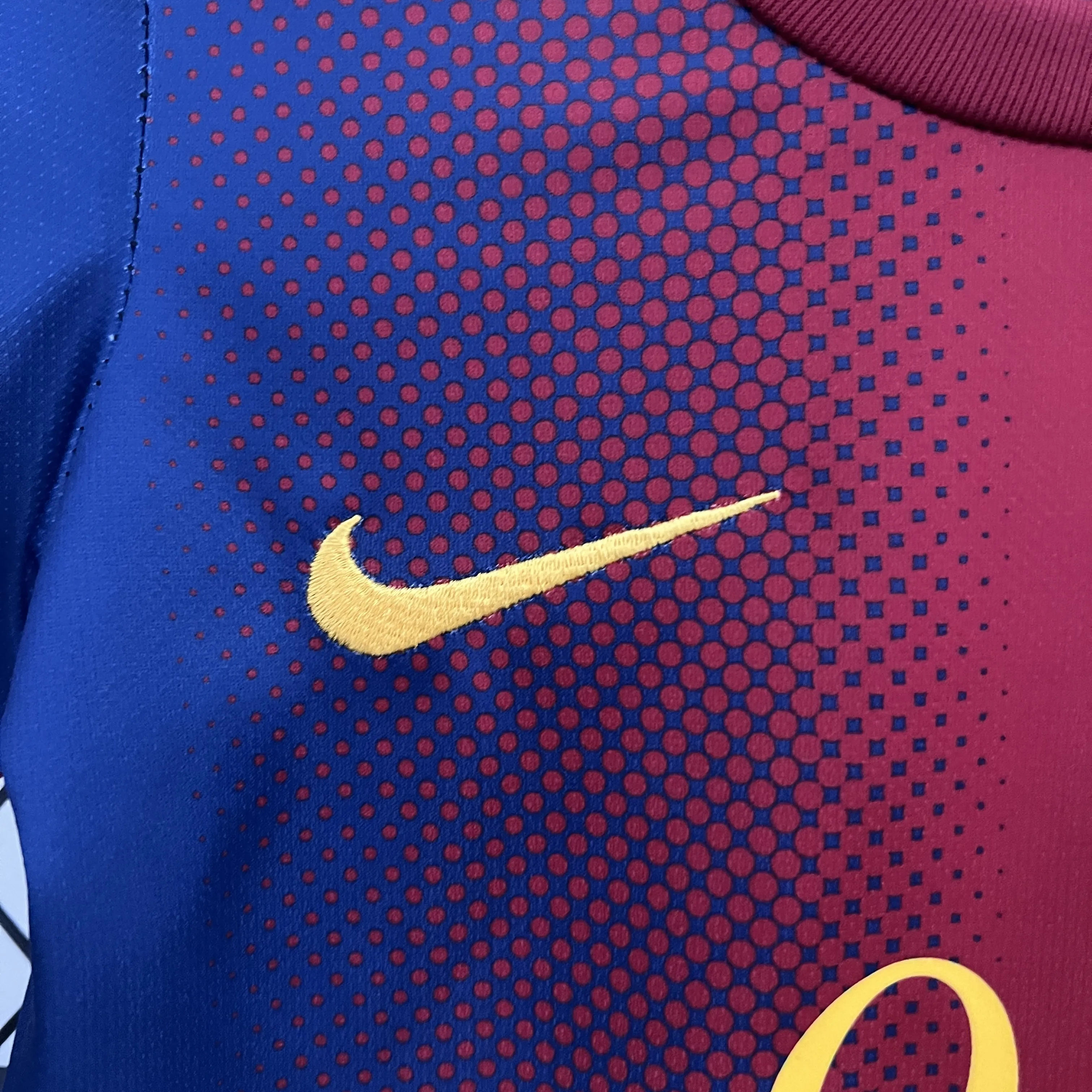 Kids Retro 2012/13 Barcelona Home  16-28