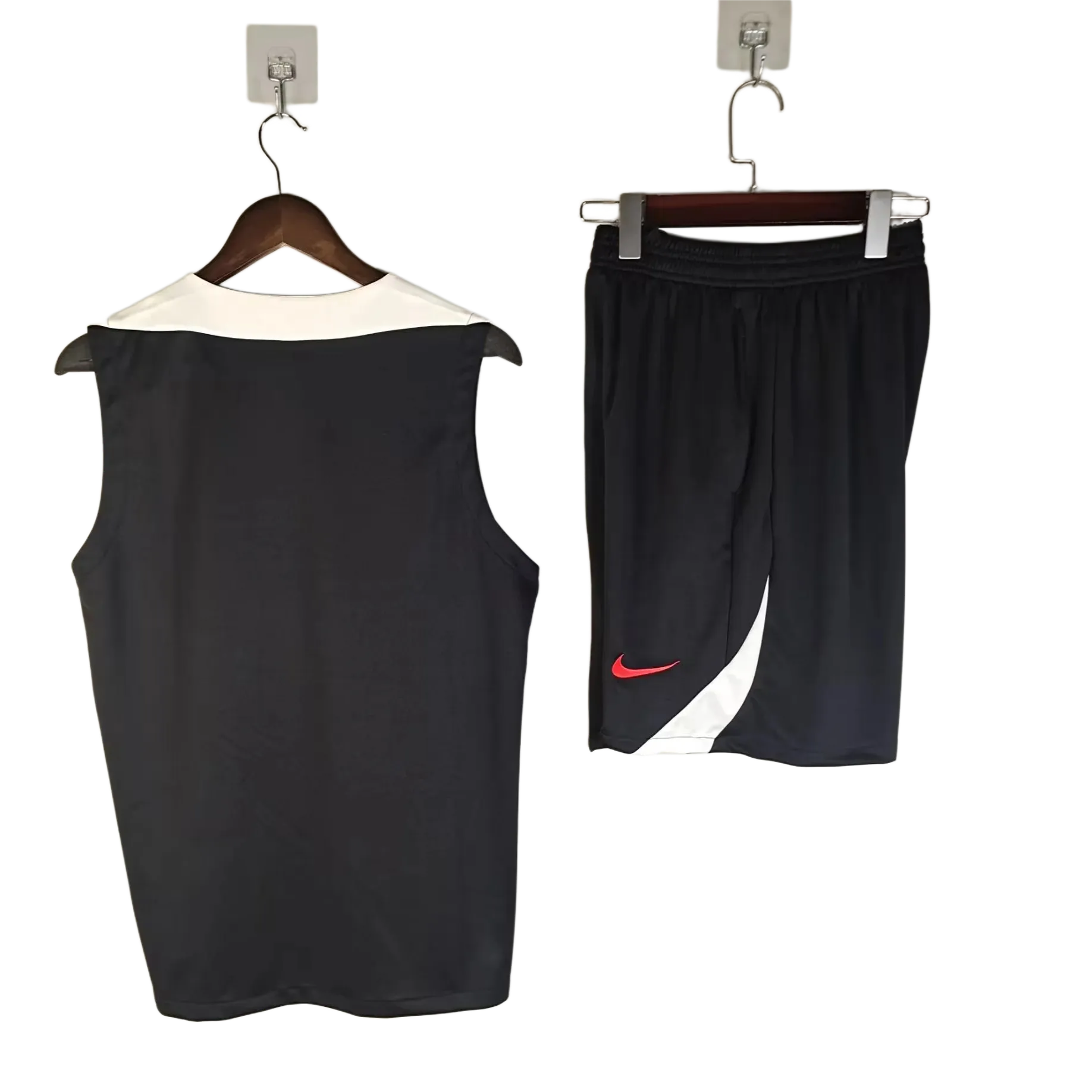 LVP 2526 Sleevesless Training Suit 418