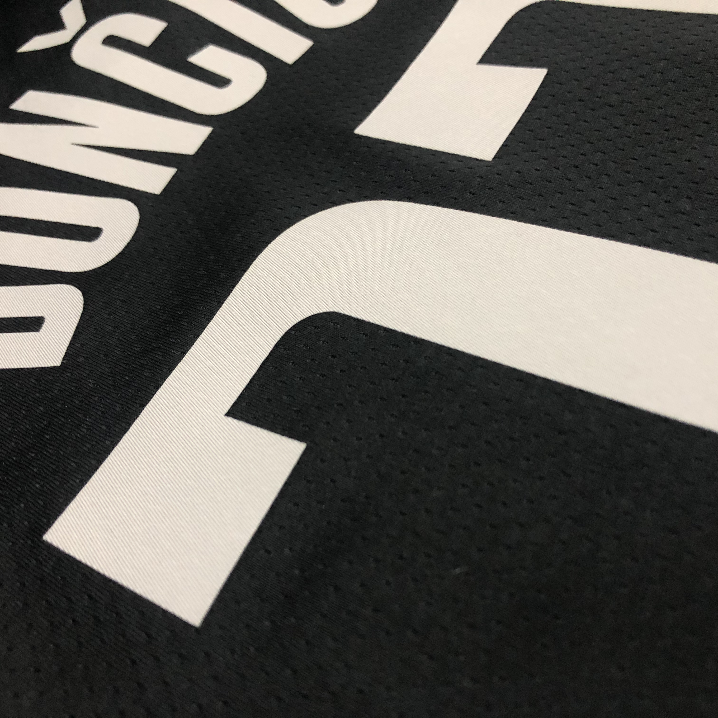 Mavericks Glory Edition  No.77 Dončić