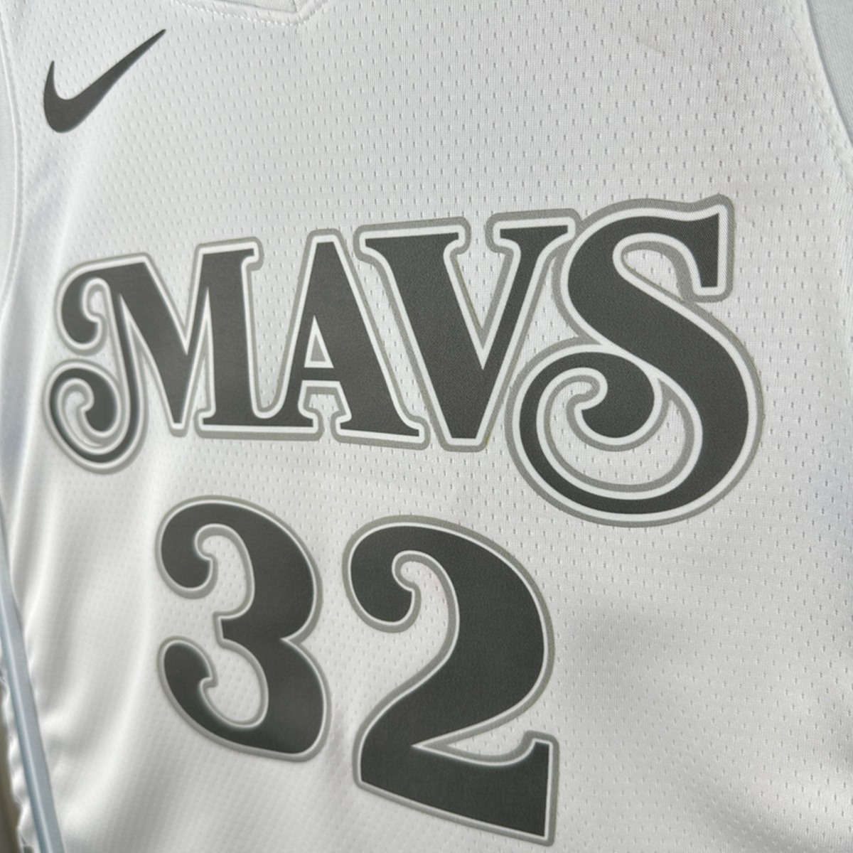 25 Season Dallas Mavericks City Edition #32