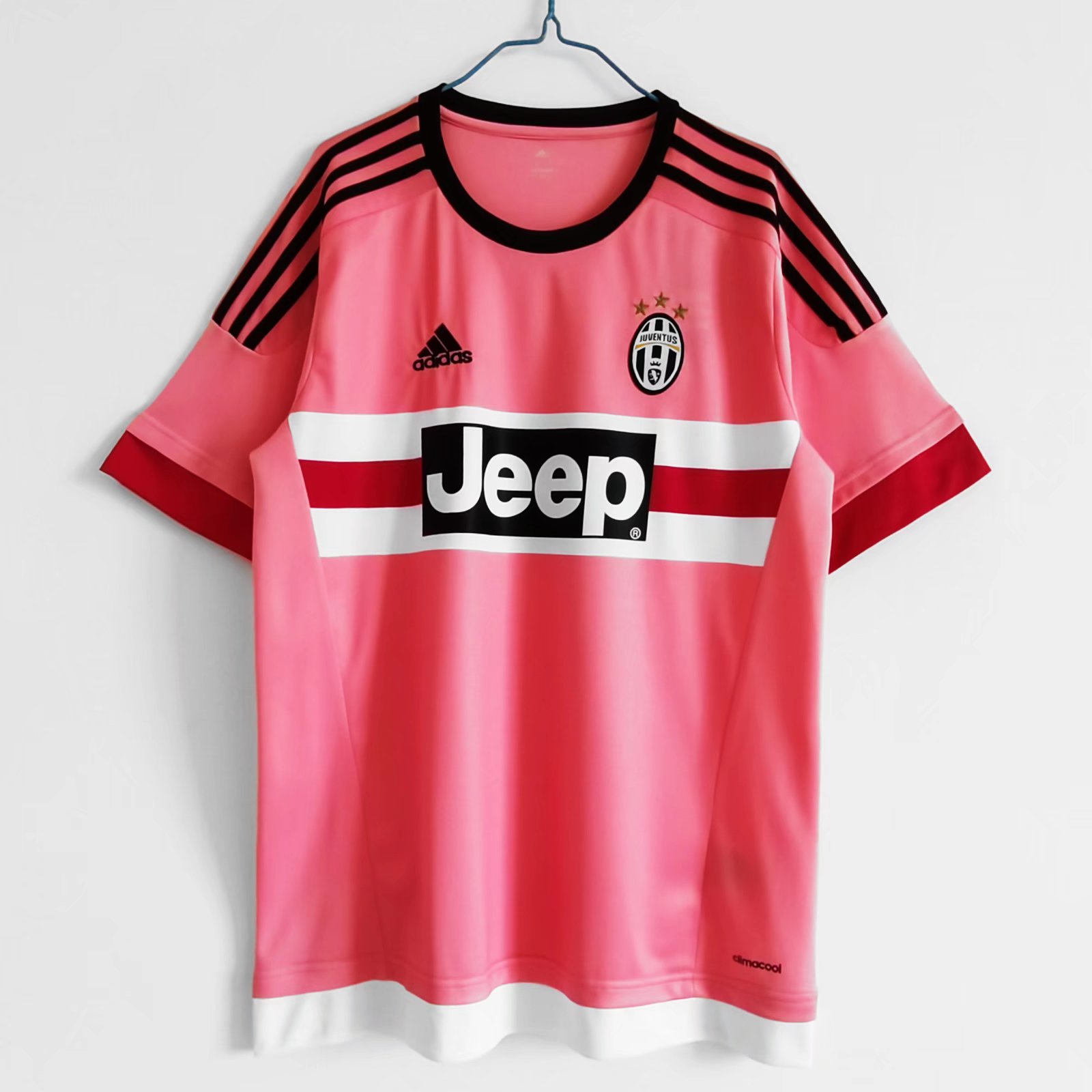 Retro  Juventus 2015/16 Away Pink