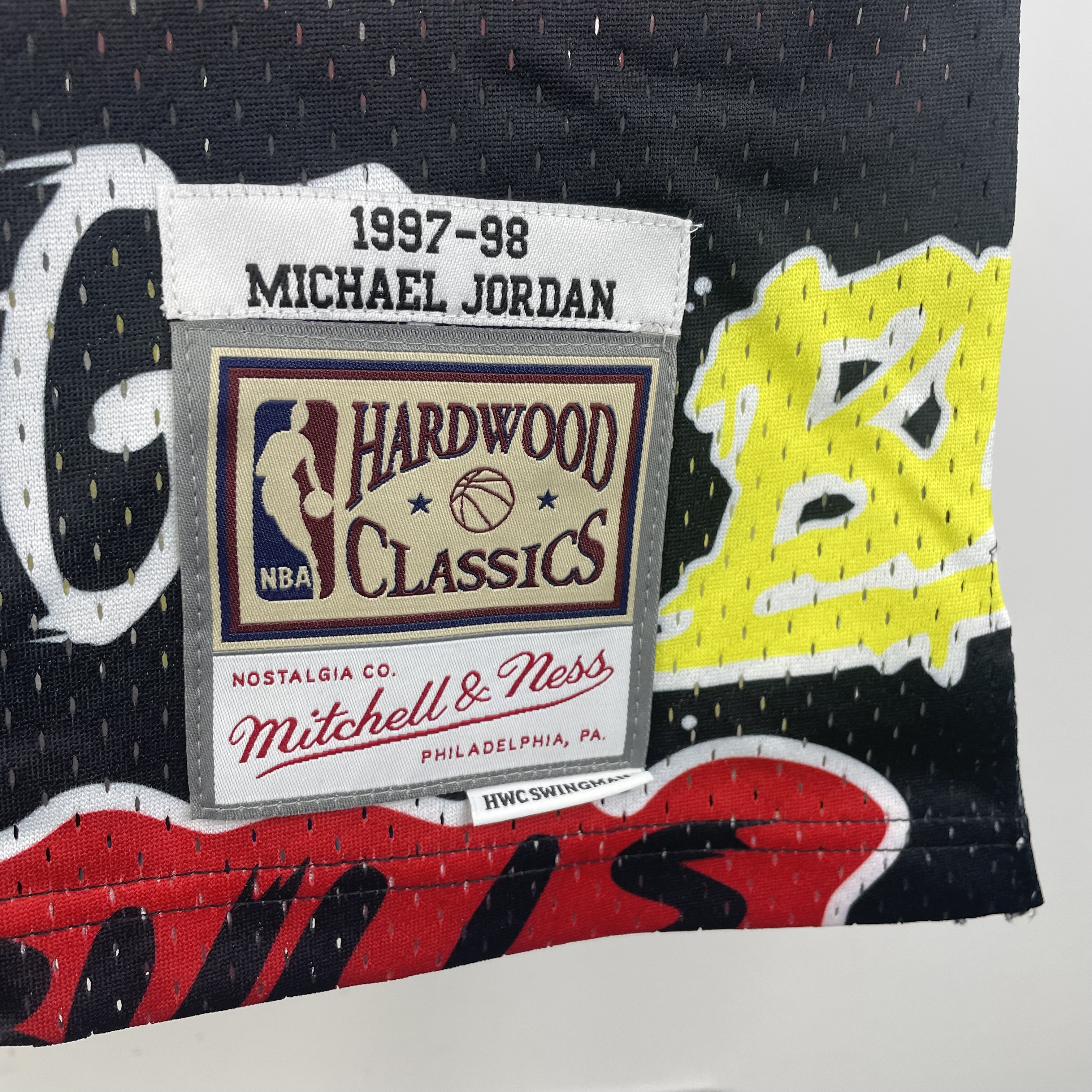 MN Heat Pressed Vintage : SW Bulls 97/98 Graffiti No.23 Jordan