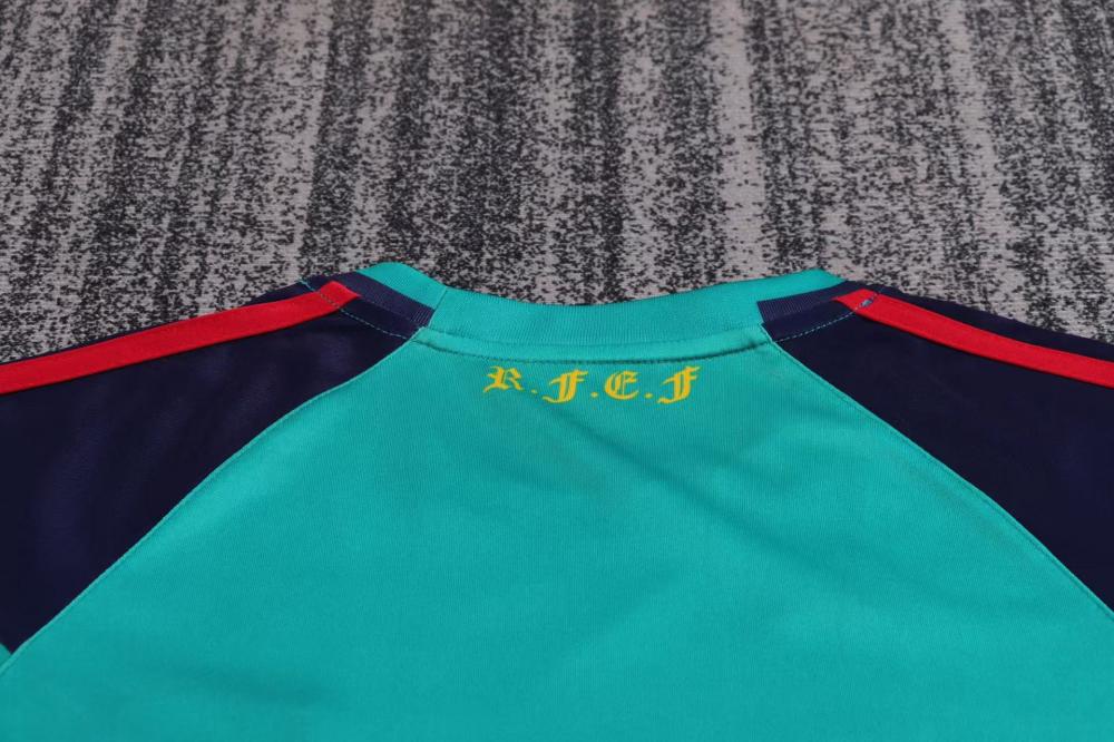 Kids Retro Kit Spain 2010 Goalkeeper