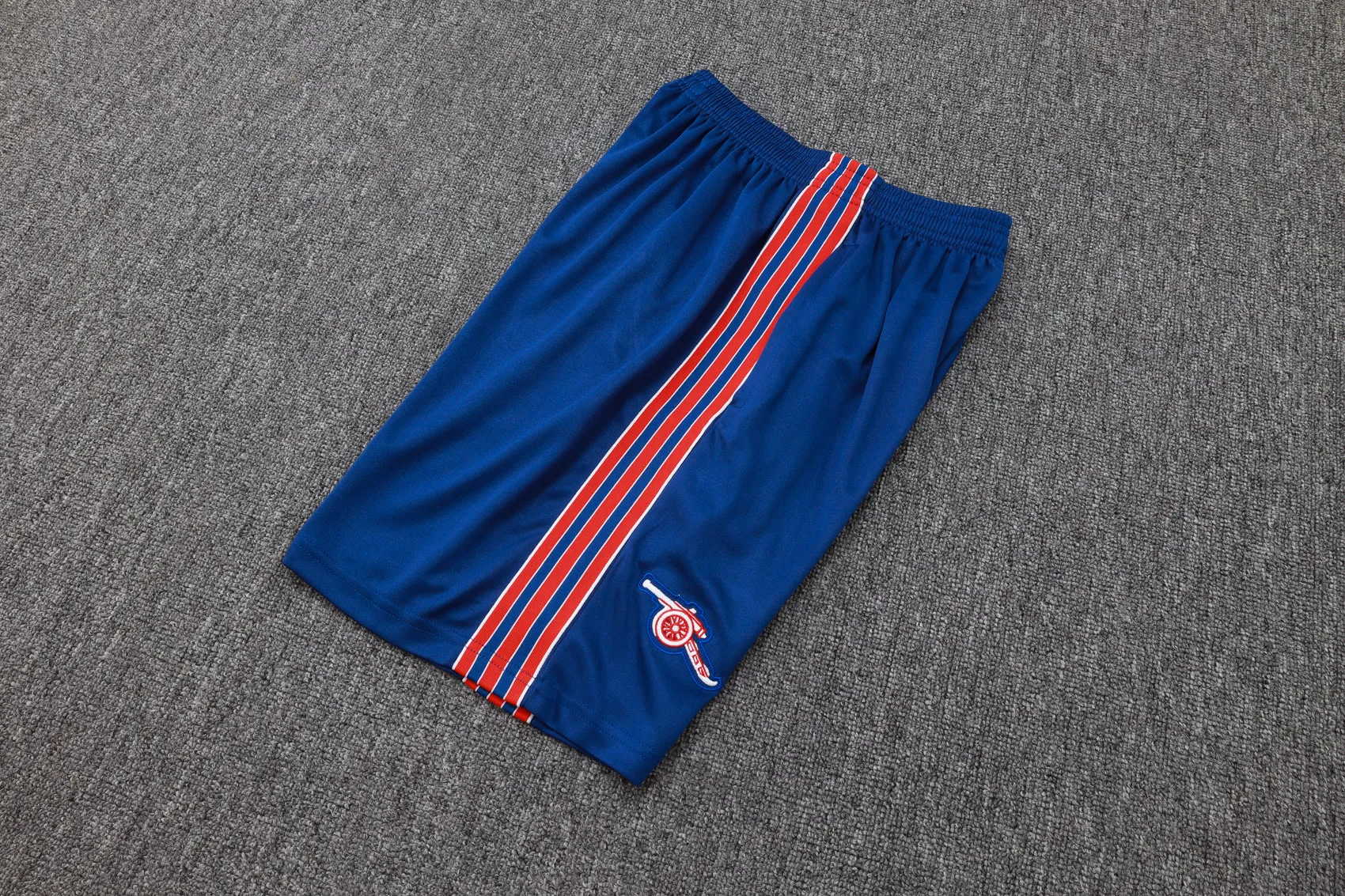 Arsenal Sleeveless training suit D2516