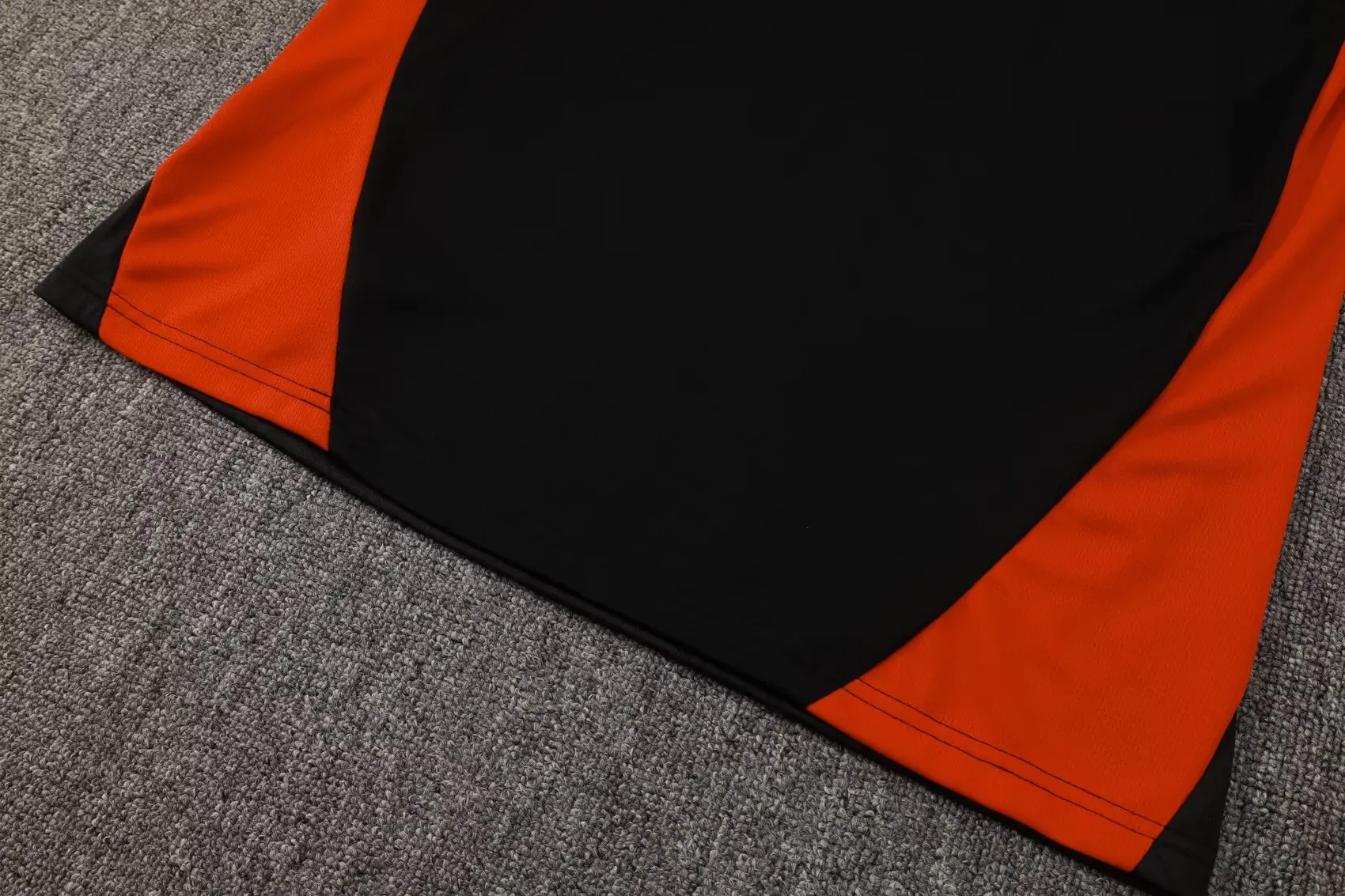 AC Milan Sleevesless Training Suit D1301