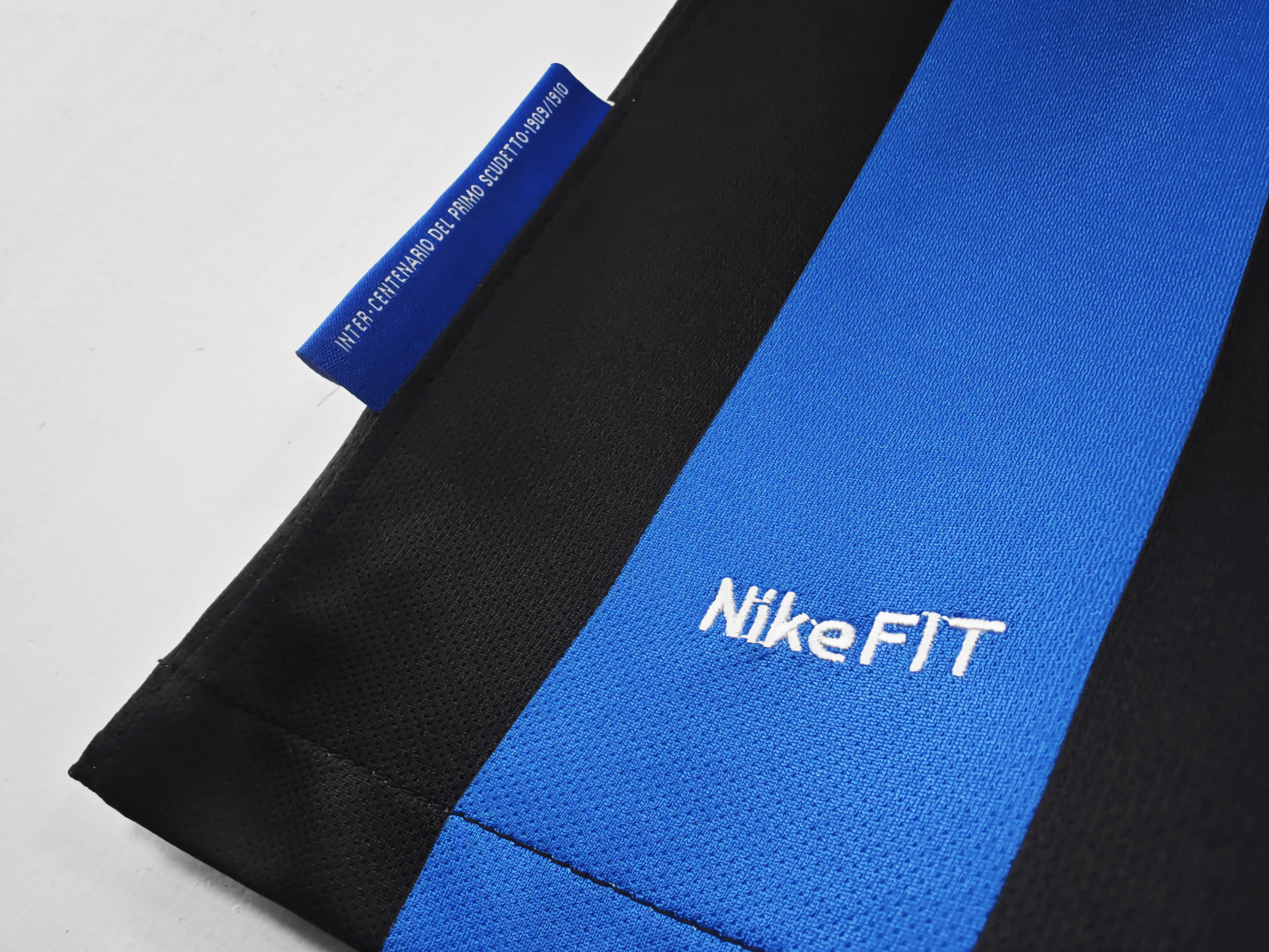 Retro  Inter Milan 09/10 Home Long Sleeves