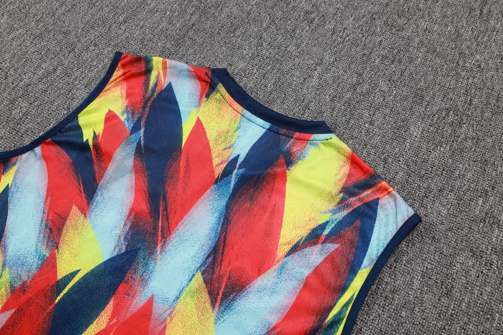 Arsenαl   Sleeveless training suit D2592