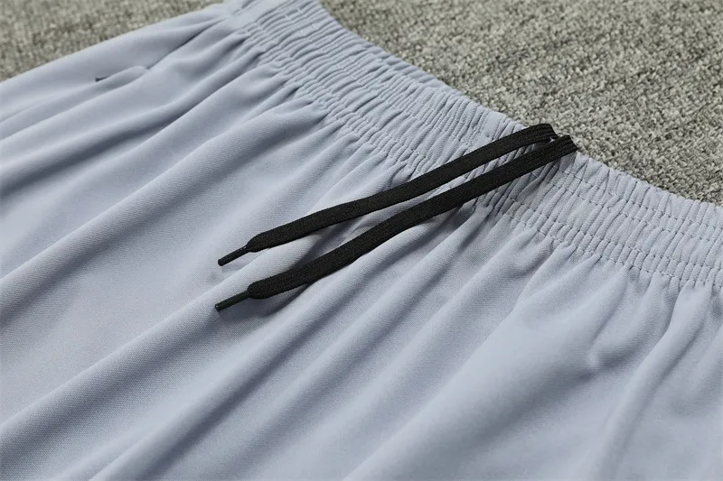 Adult / Kids AC Milan 24/25 training SUIT