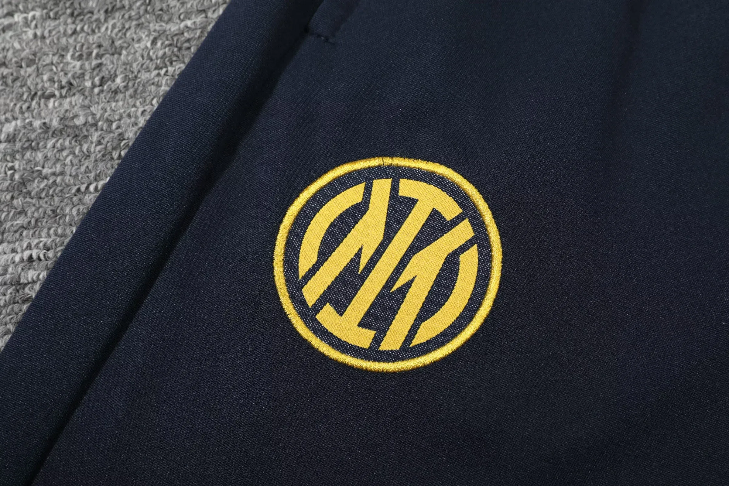 Inter Milano Short Sleeves Long Pants Training Suit