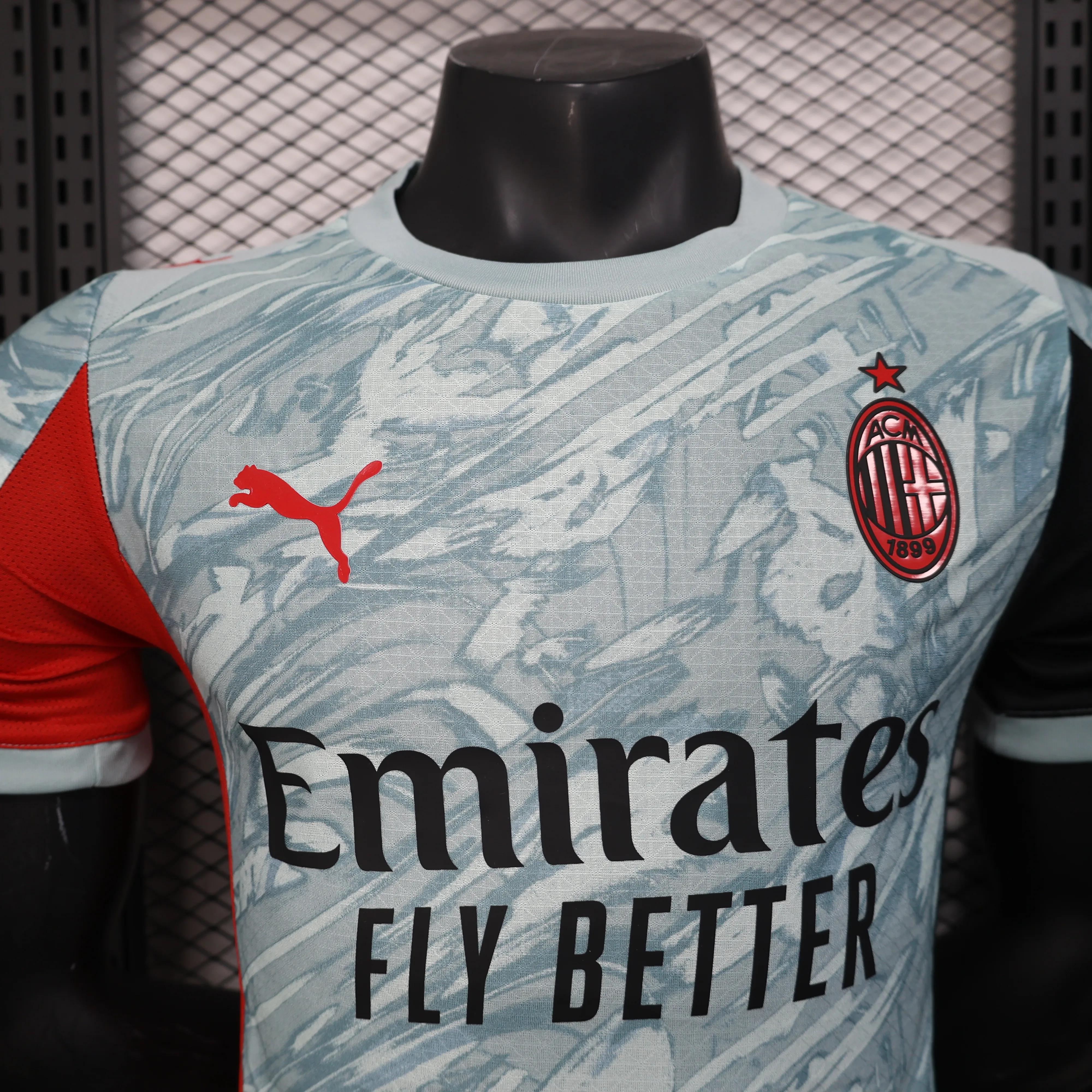Player Version AC MILAN GOALKEEPER HOME 2025/26