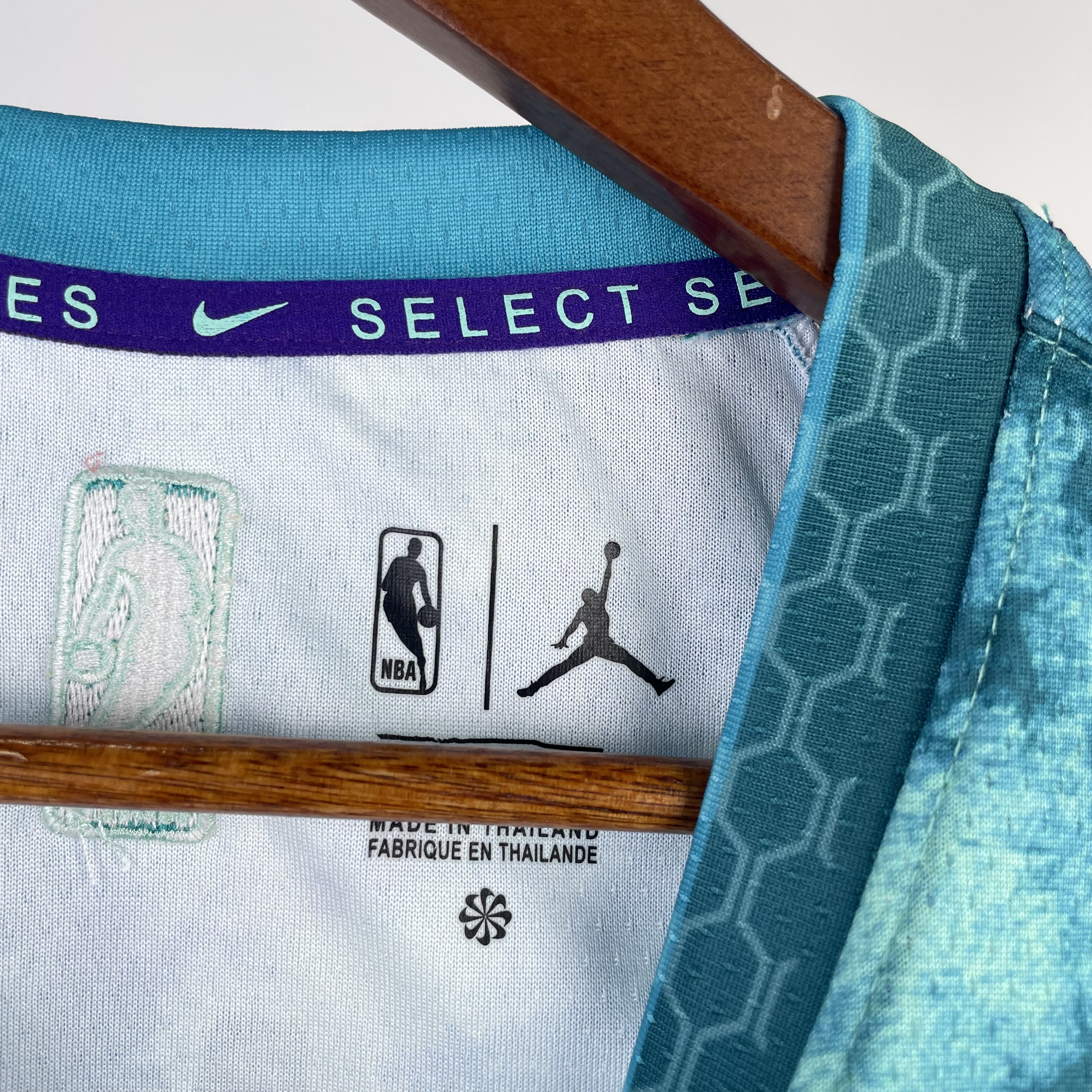 23 Season Hornets Glory Edition No.1 Ball