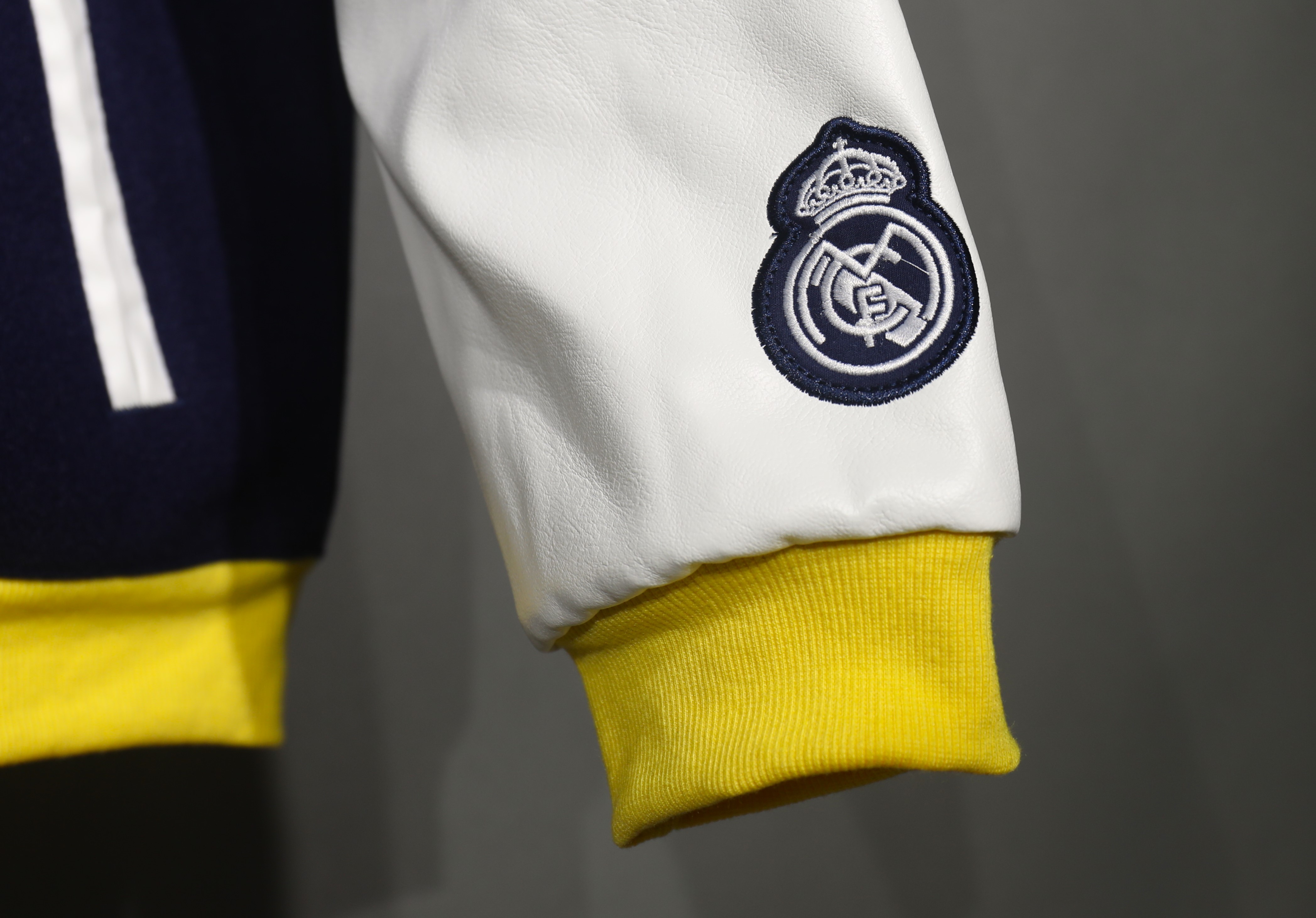 Real Madrid Jacket S-XXL