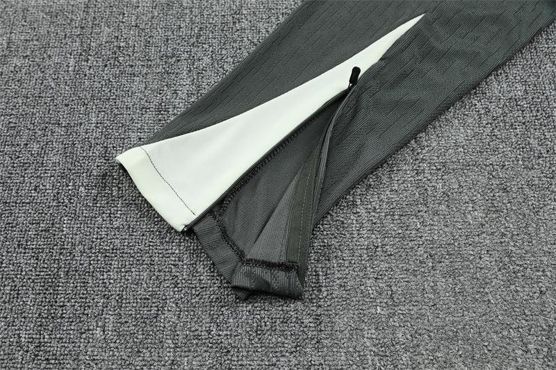 Chelseα  25/26 Half zipper training suit 801