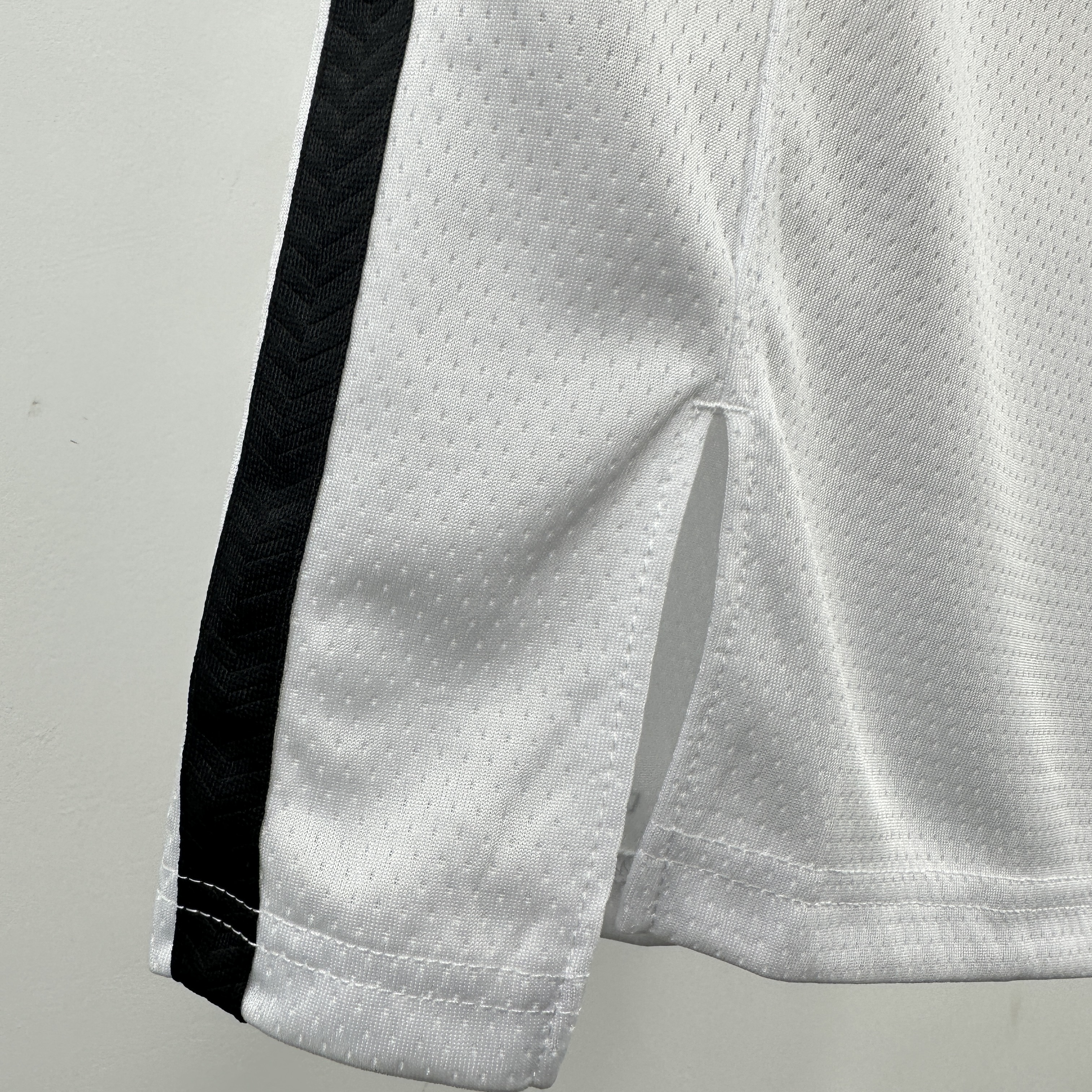 23 Season Brooklyn Nets White  No. 8 CUI