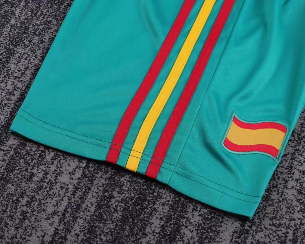 Kids Retro Kit Spain 2010 Goalkeeper