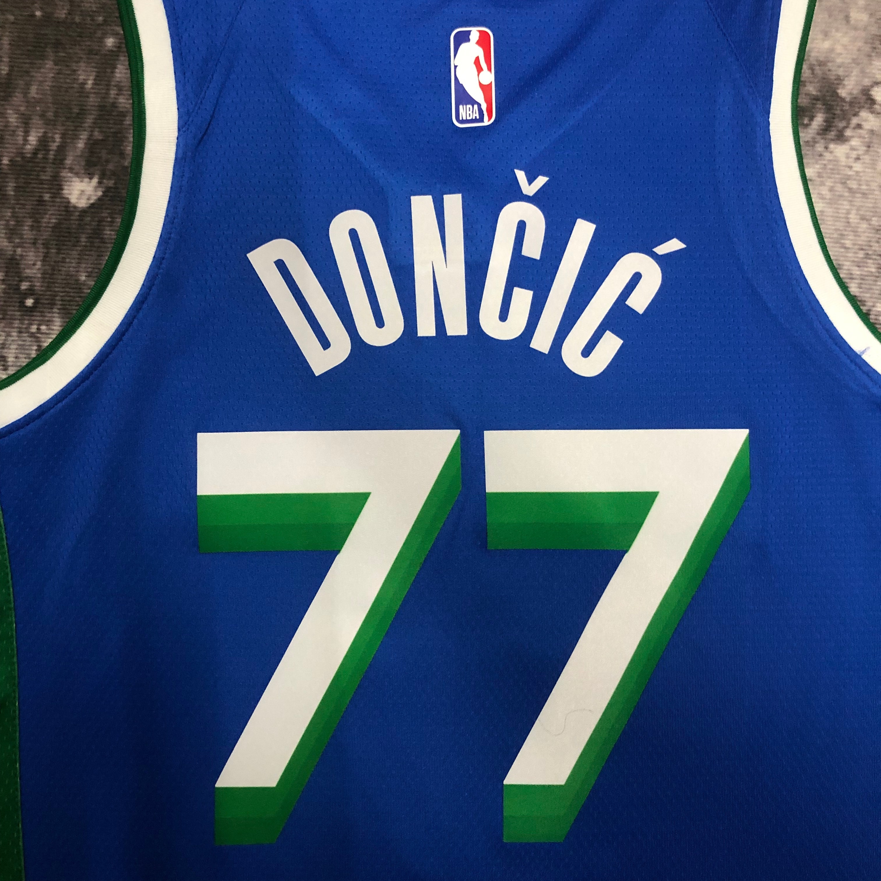 23 Season Mavericks City Edition  No.77 Dončić