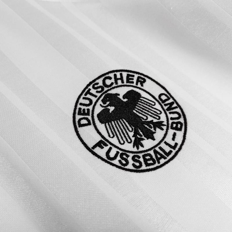 Retro  Germany 1992 Home White