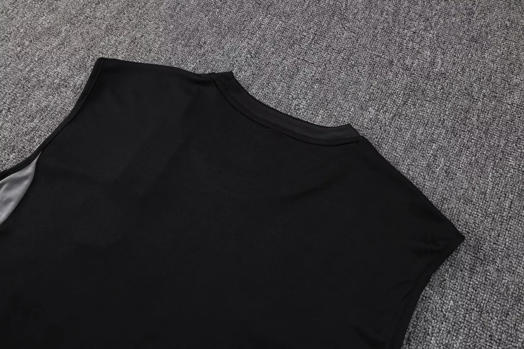 2526 Inter Miami Sleevesless Training Suit D2555