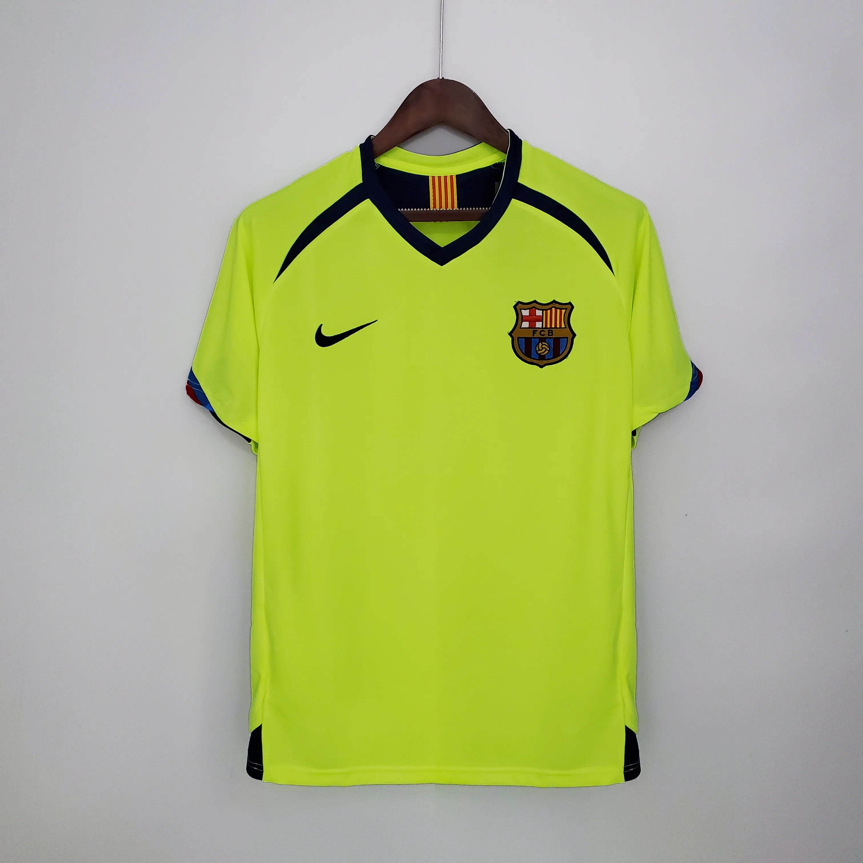 Retro 2005/06 Barcelona Away S-XXL