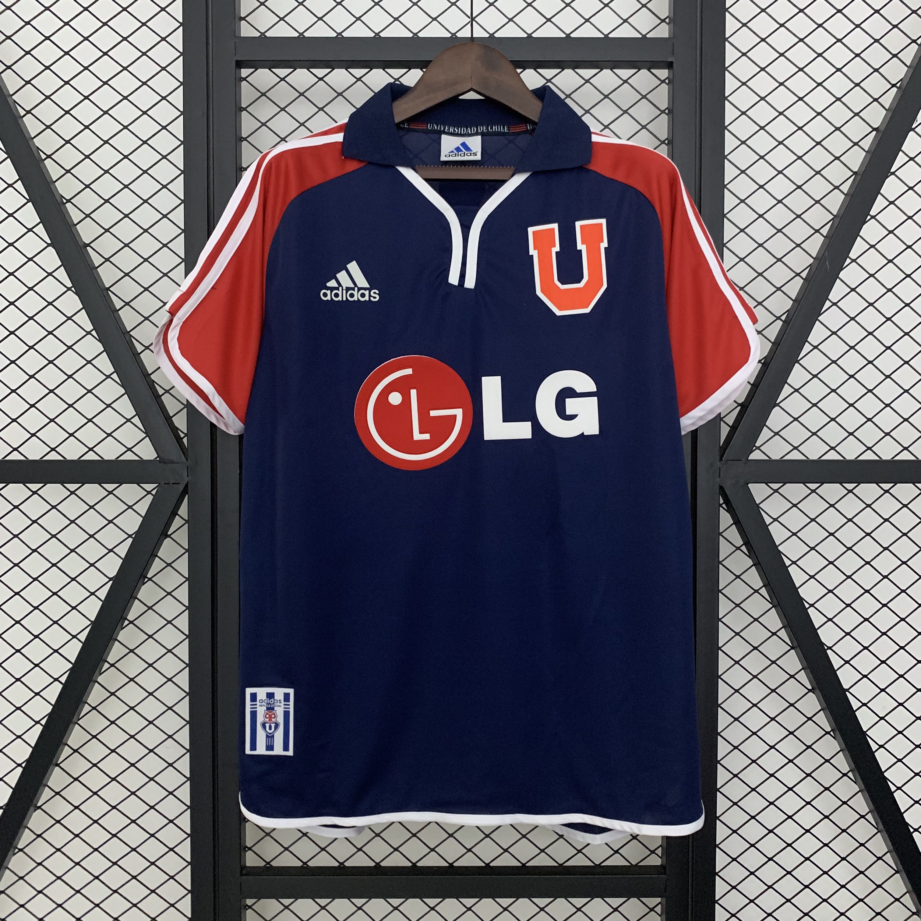 Club Universidad de Chile 2001/02 Home