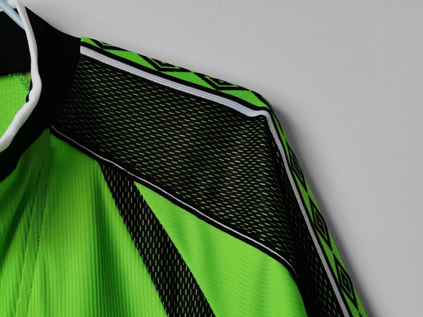 Retro Manchester United 98/99 Goalkeeper Long Sleeves