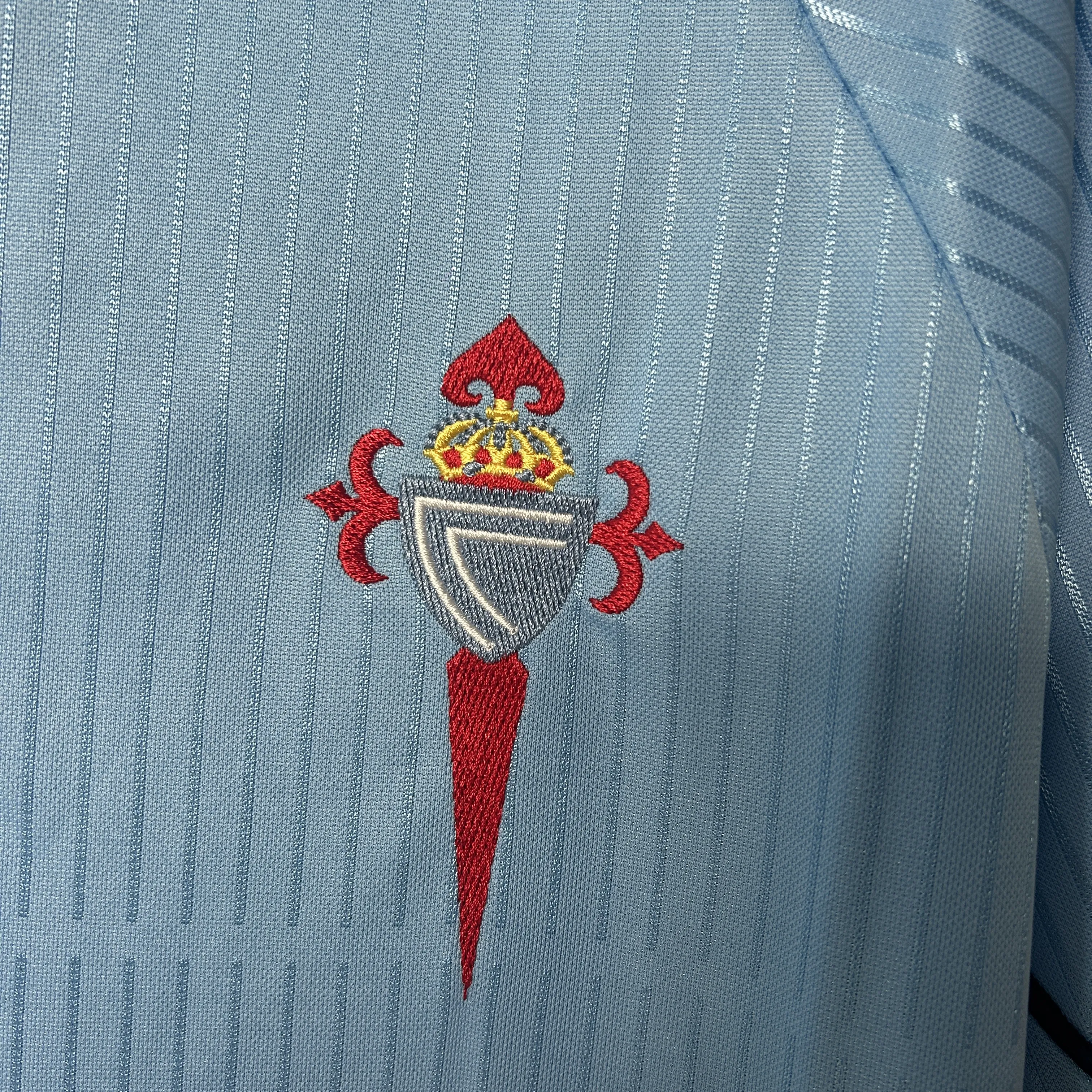 Retro Celta de Vigo 1997-99 home kit