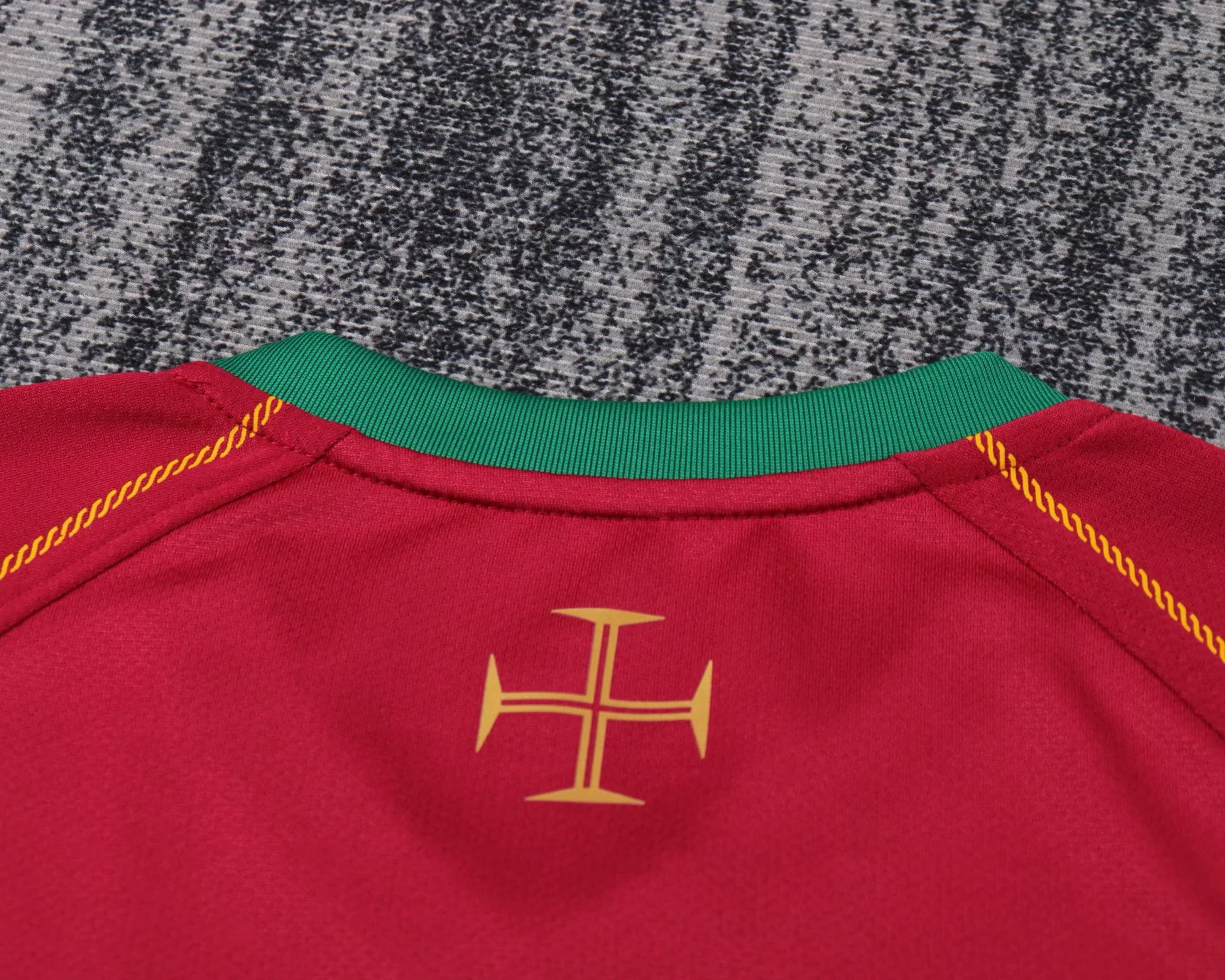 Kids Retro Kit Portugal 2006 Home