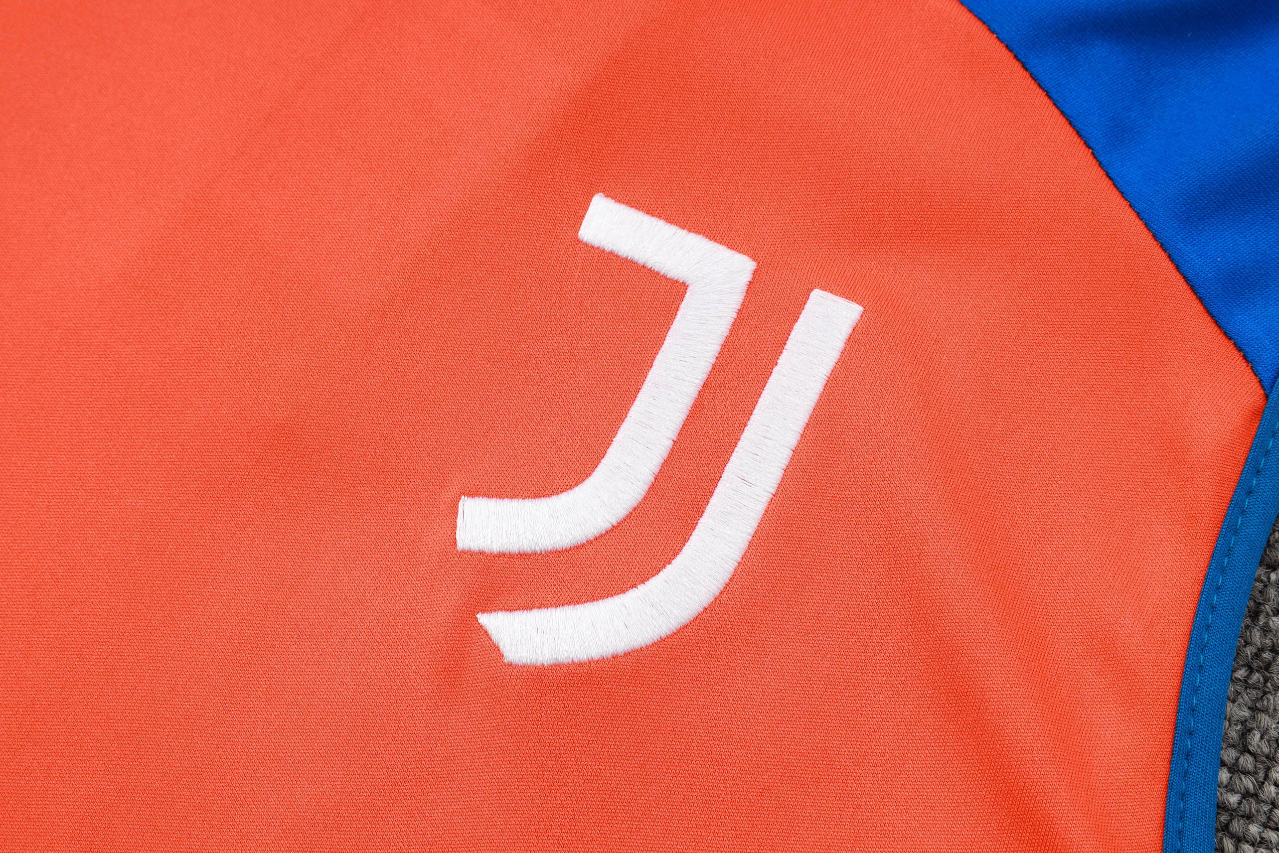 Juventus Short Sleeves Training Suit D1076
