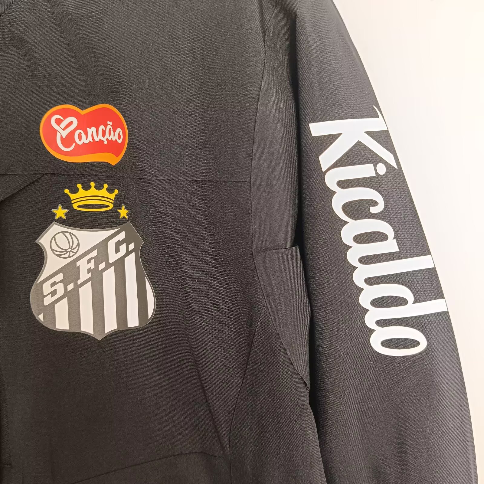 Santos Black windbreaker