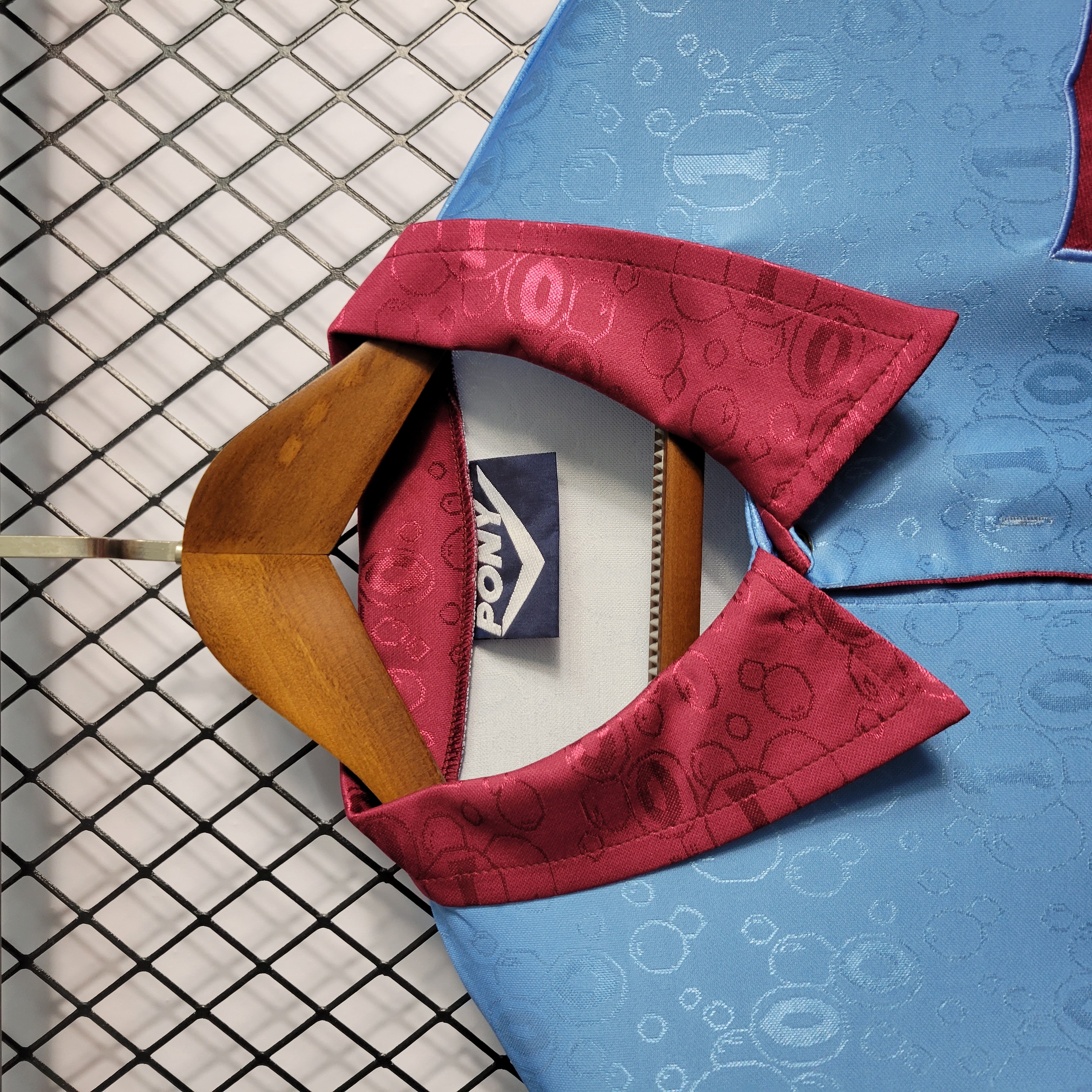 Retro  1995-97 West Ham Long Sleeves Away