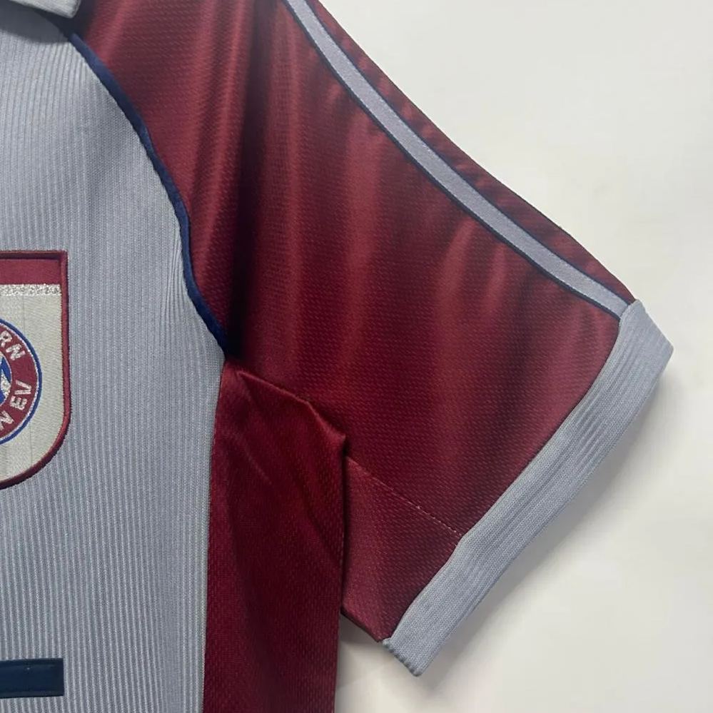 Retro 1998-99 Bayern Munich Away